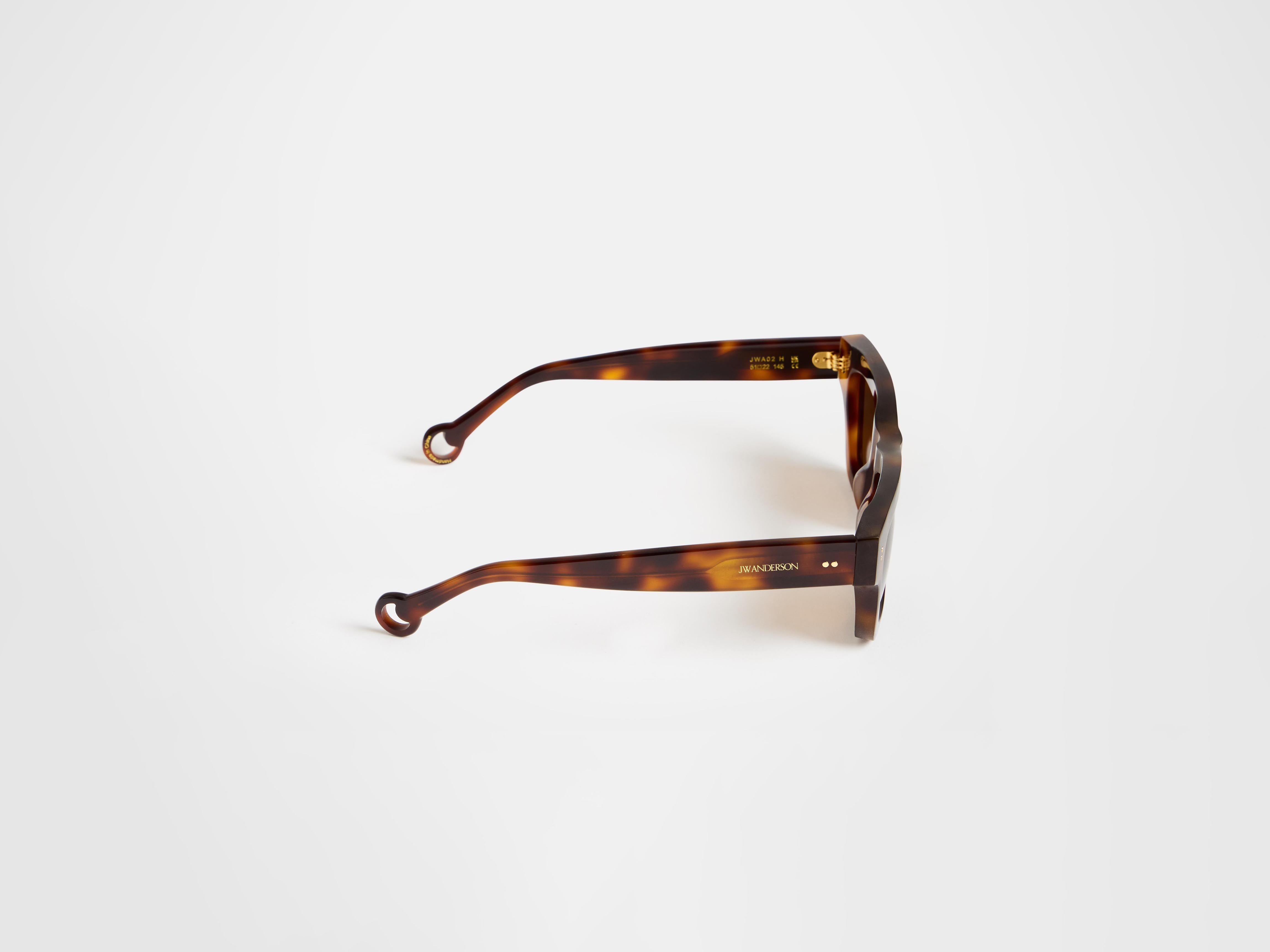 JWA02 RECTANGULAR SUNGLASSES IN HAVANA in HAVANA EW0014FA0426366O