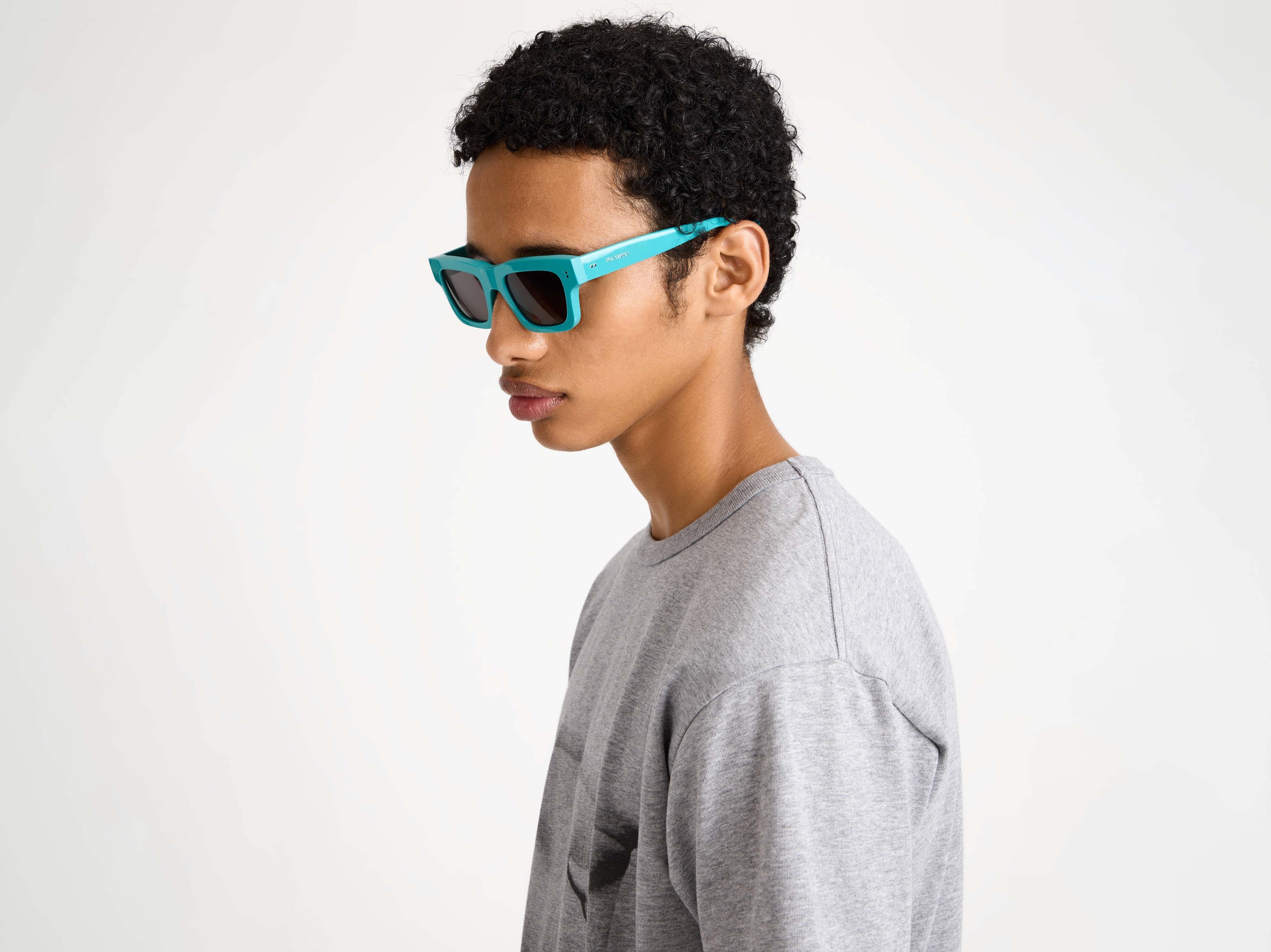 JWA02 RECTANGULAR SUNGLASSES IN TURQUOISE in TURQUOISE