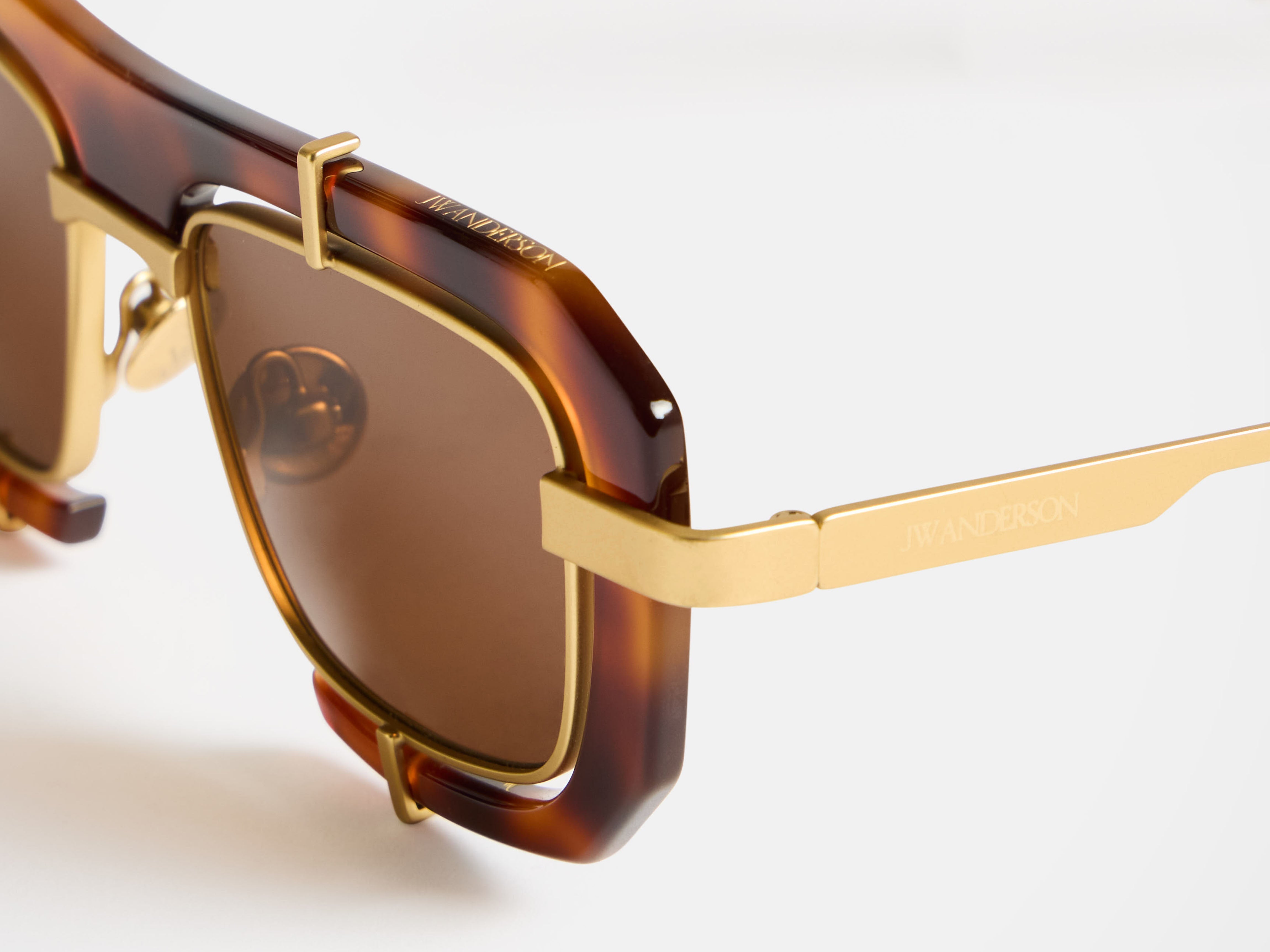JWA03 GEOMETRIC SUNGLASSES IN HAVANA in HAVANA EW0019FA0426366O/S