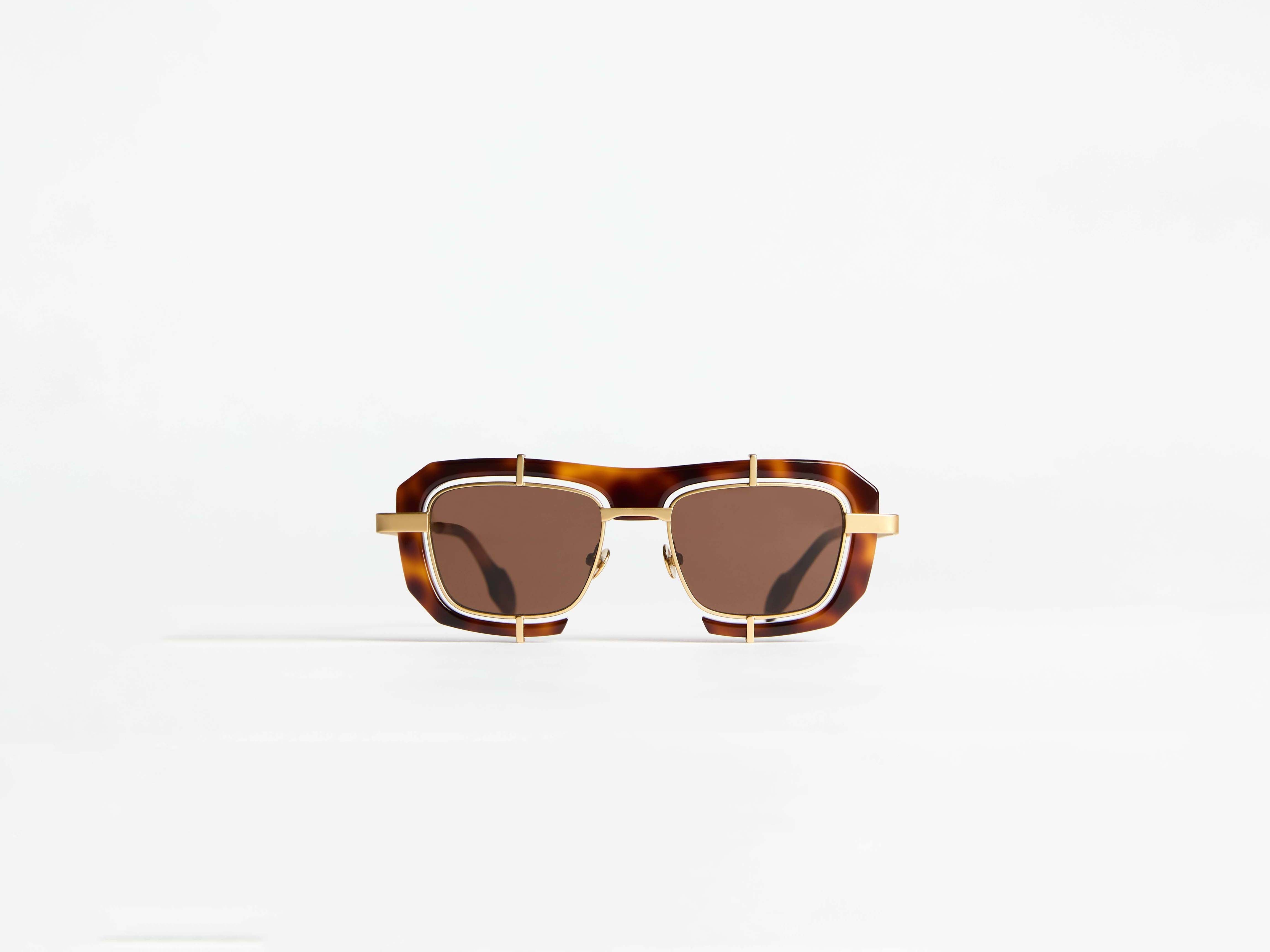 JWANDERSONサングラス JW アンダーソンからアイウェア4種類がローンチ！ | GQ JAPAN