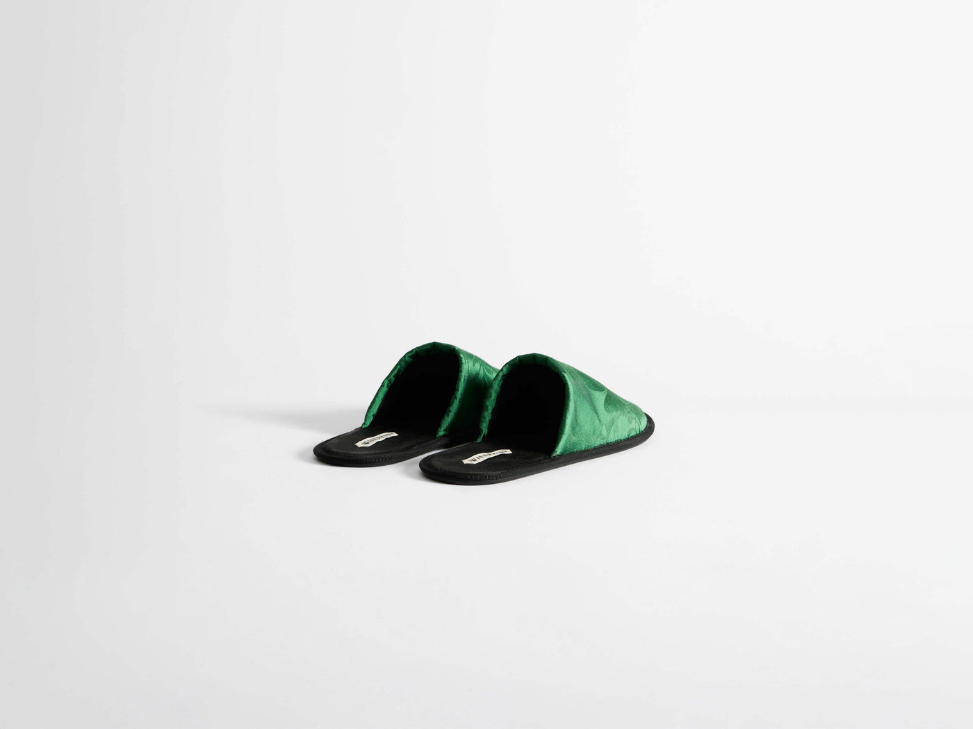 close toe slide w emerald Product Angle 2