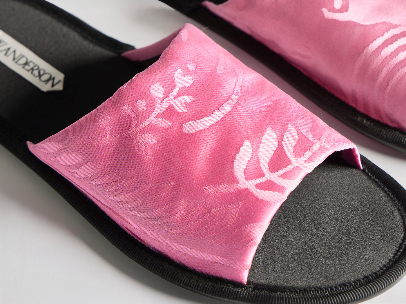 WOMENS OPEN TOE SLIDES IN CAMELLIA