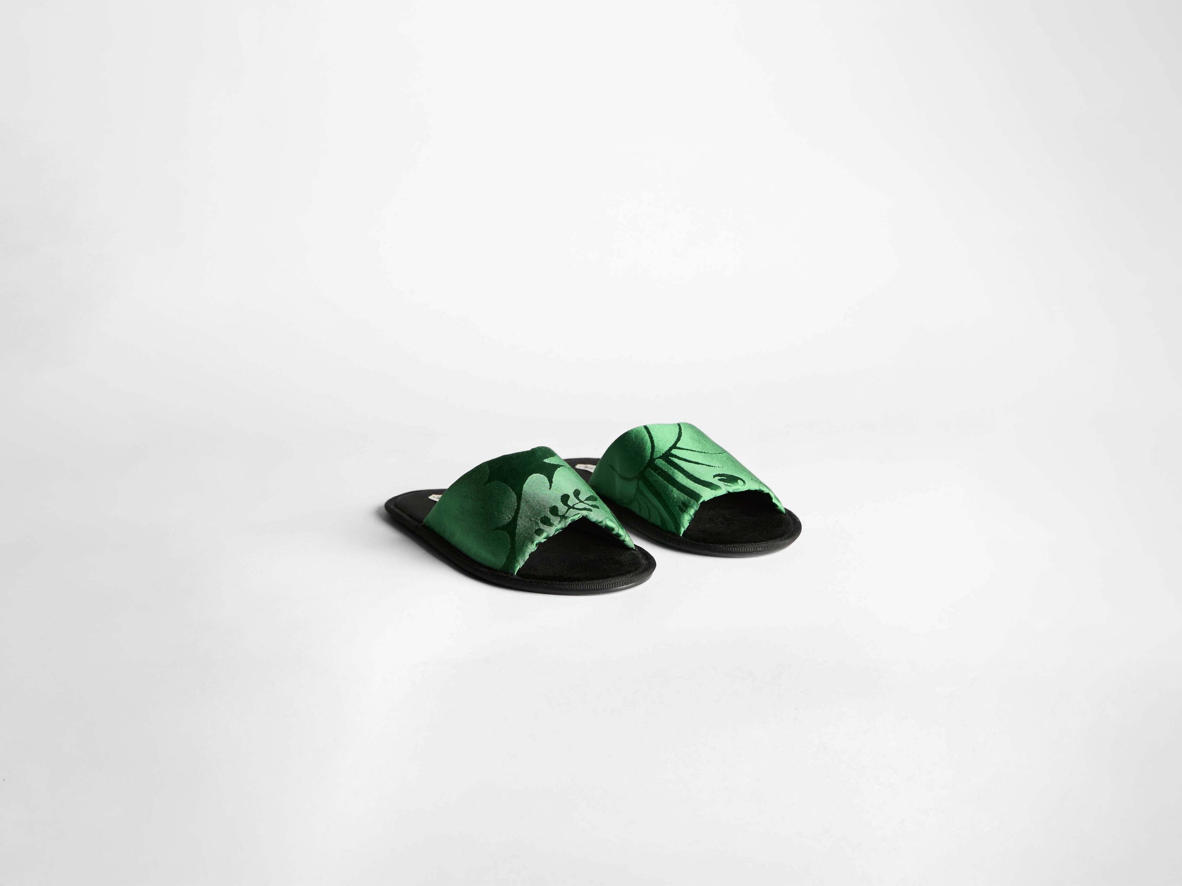 open toe slide w emerald Product Angle 2