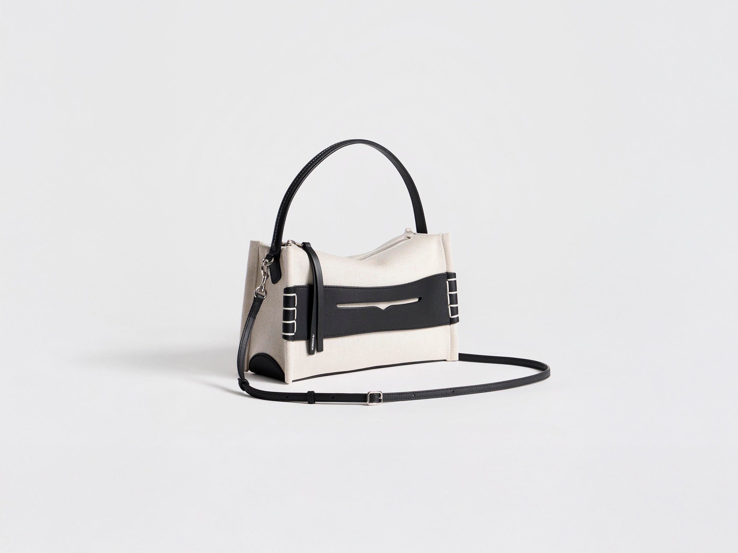 LOAFER BAG IN NATURAL CANVAS & BLACK LEATHER