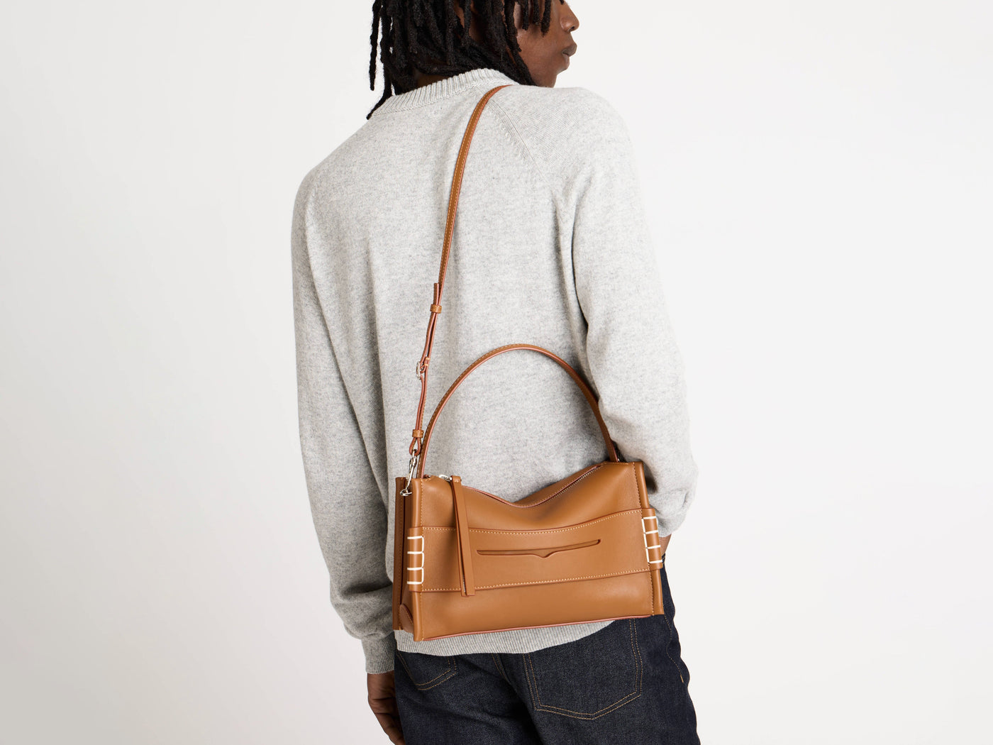 loafer bag tan 1 Model Look 4