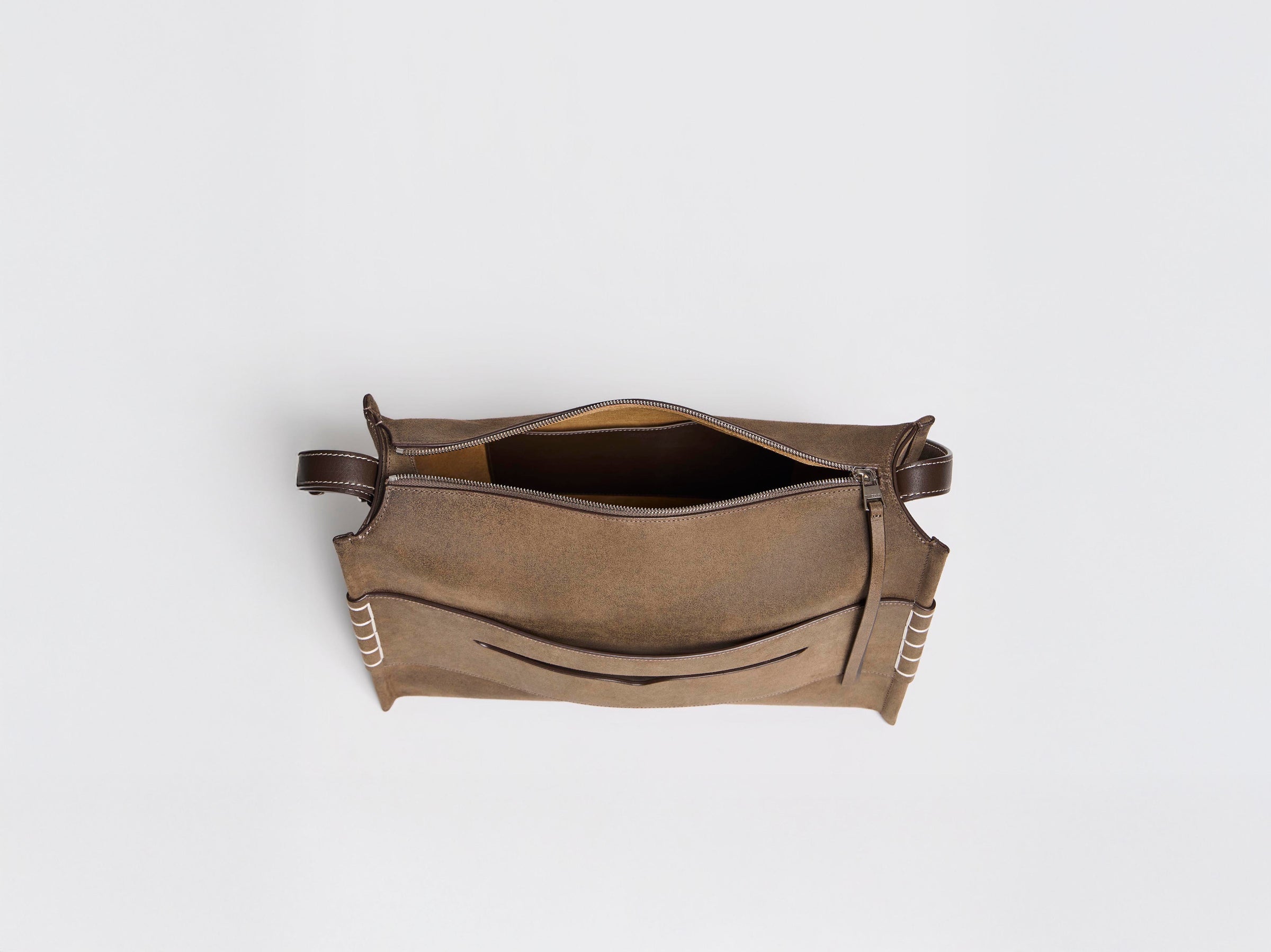 MESSENGER LOAFER BAG IN DARK TAUPE WAXED SUEDE