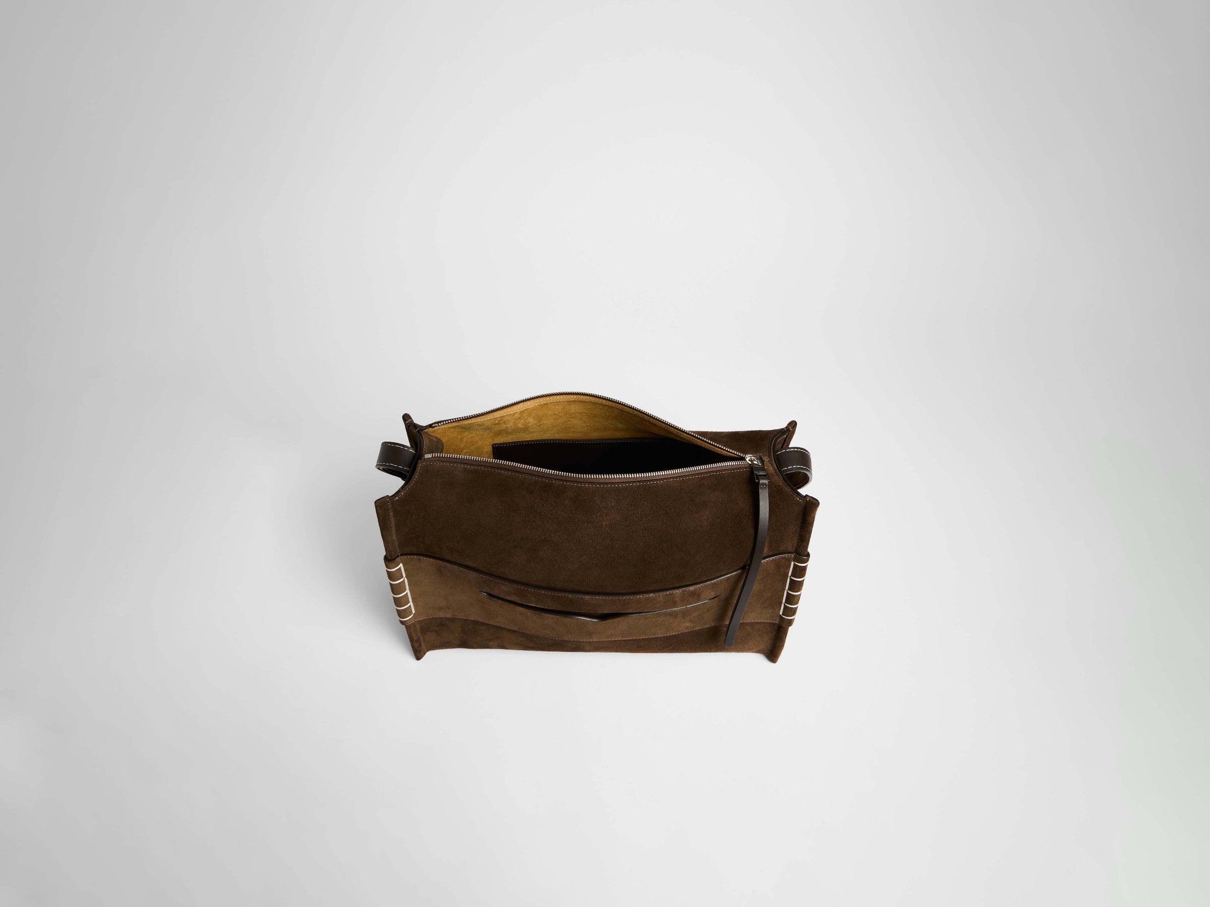 MESSENGER LOAFER BAG IN CHOCOLATE BROWN SUEDE