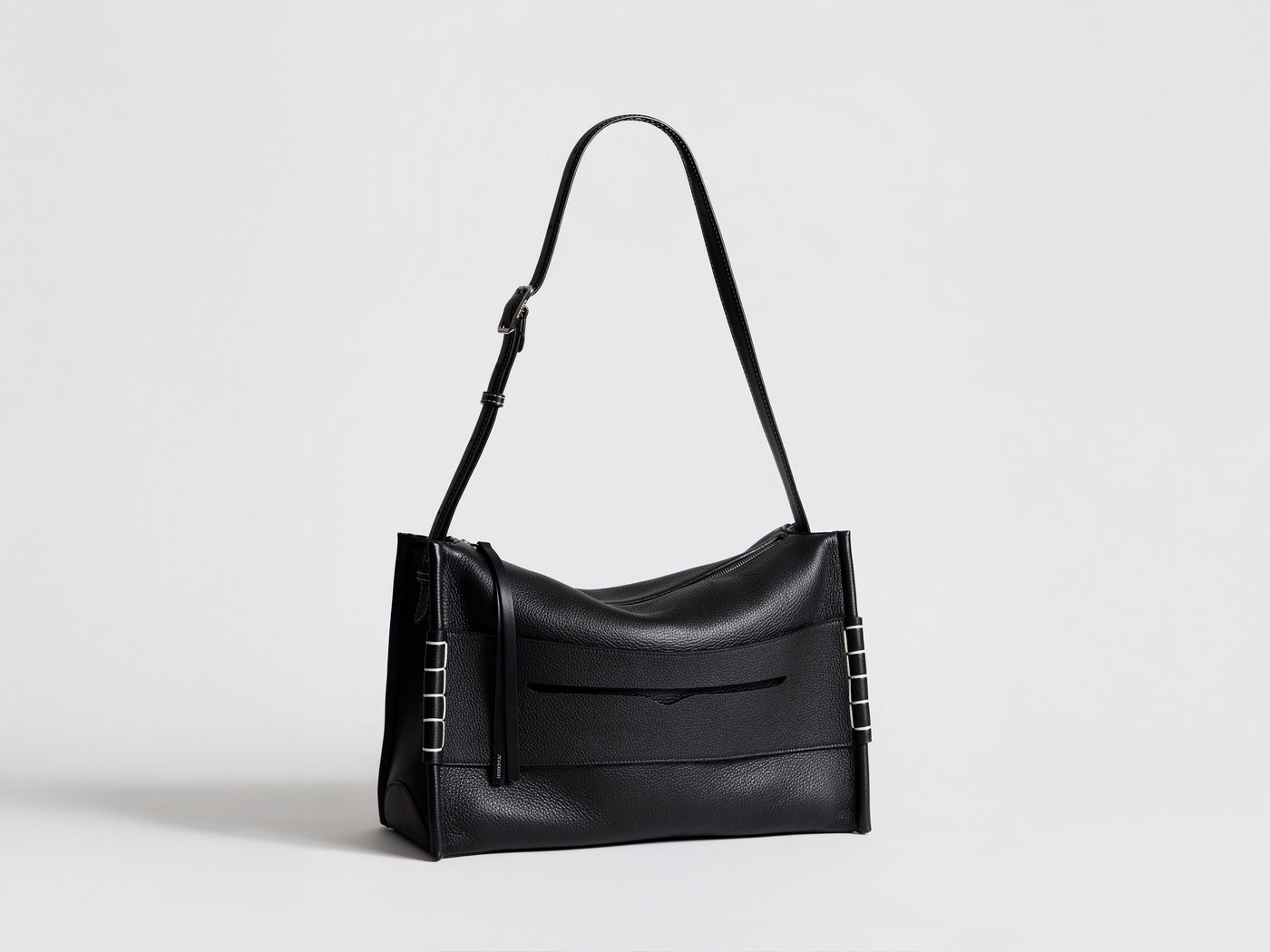 MESSENGER LOAFER BAG IN BLACK LEATHER