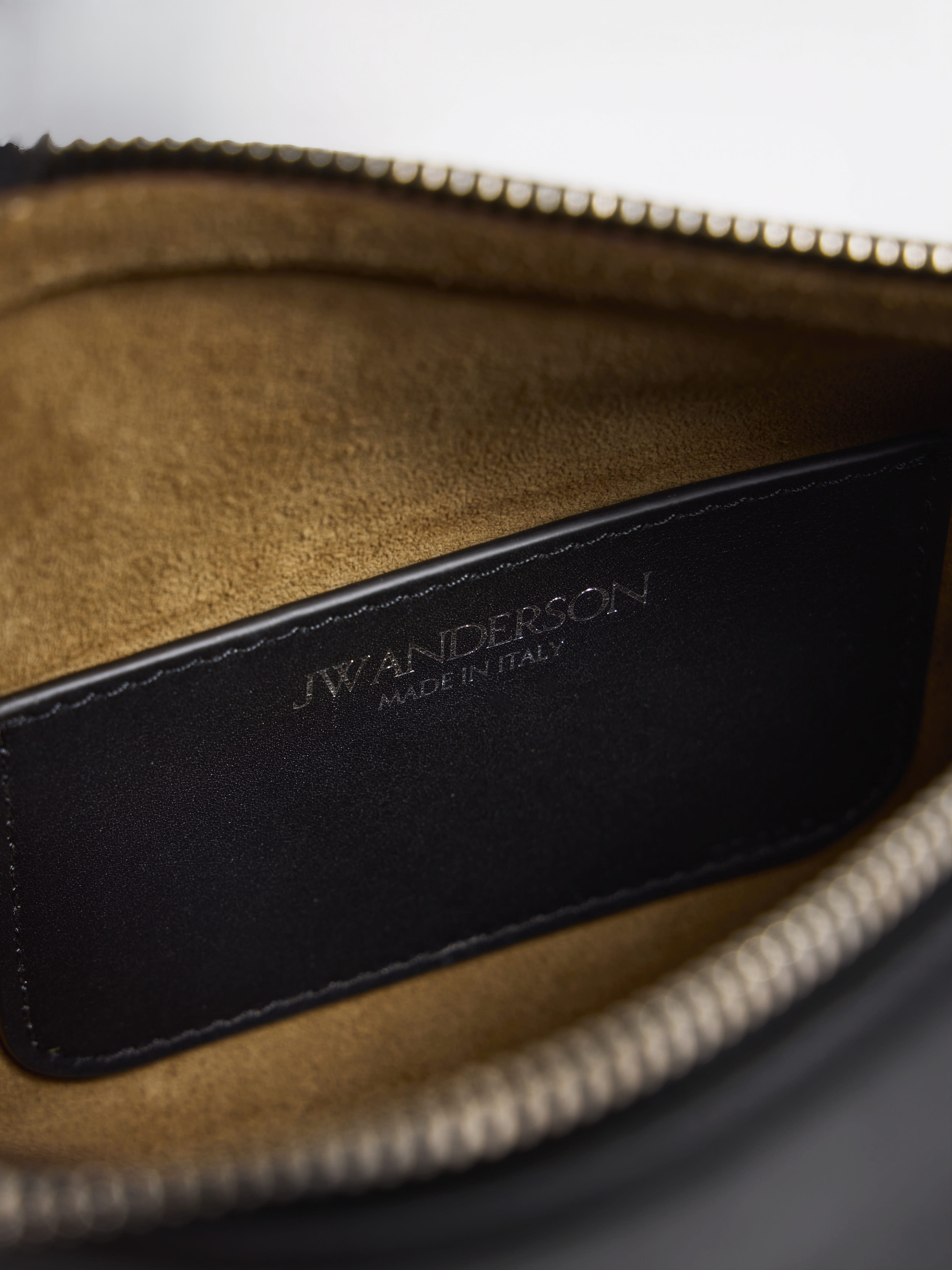 SMALL LOAFER BAG IN BLACK LEATHER in BLACK HB0762LA0383999O/S | JW