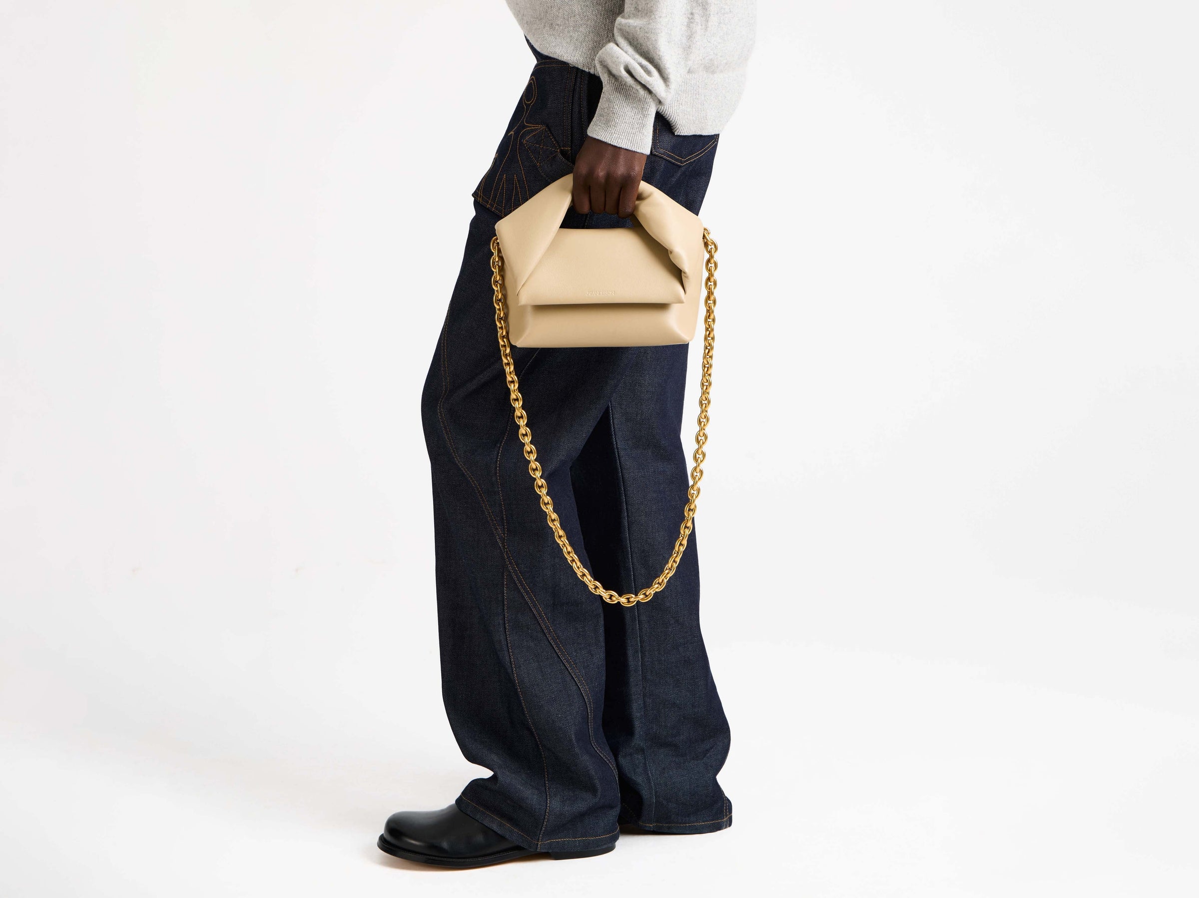 midi twister bag taupe Model Detail 1