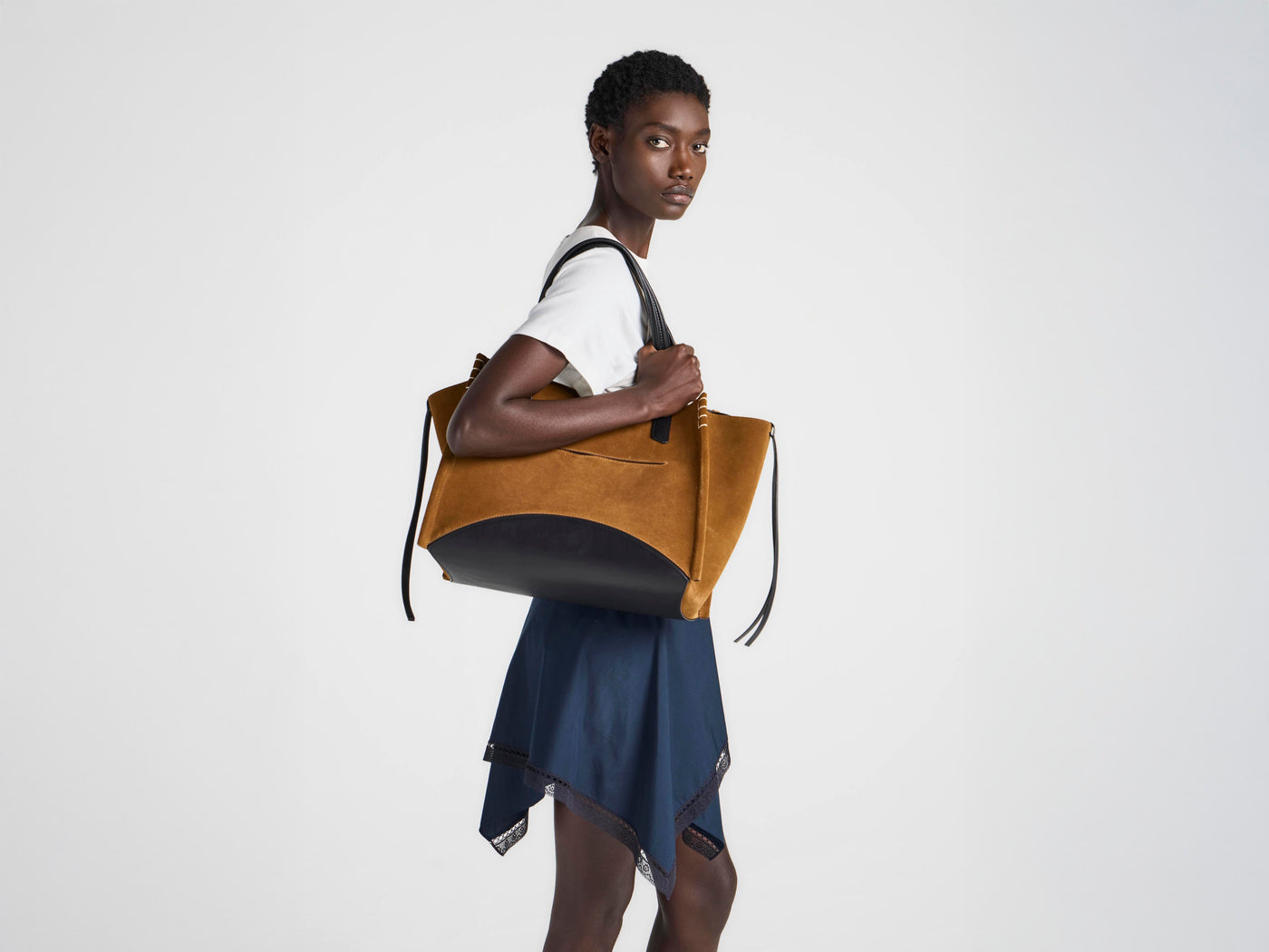 LOAFER CABAS BAG IN CARAMEL SUEDE & BLACK LEATHER