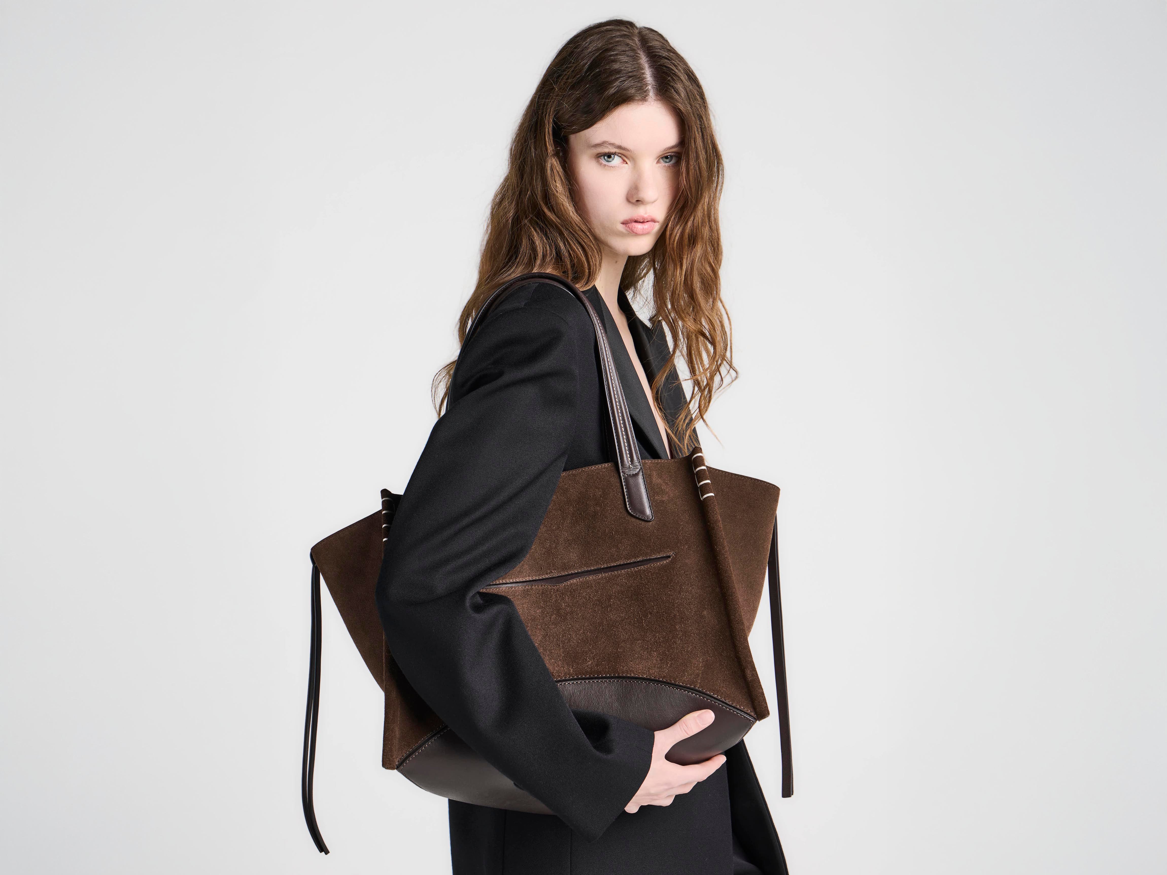 LOAFER CABAS BAG IN BROWN SUEDE in BROWN HB0766LA0364600O/S | JW