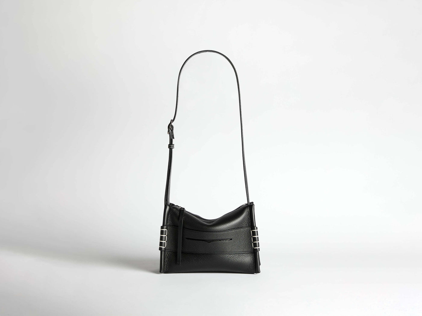 small messenger loafer bag black Product Front 4