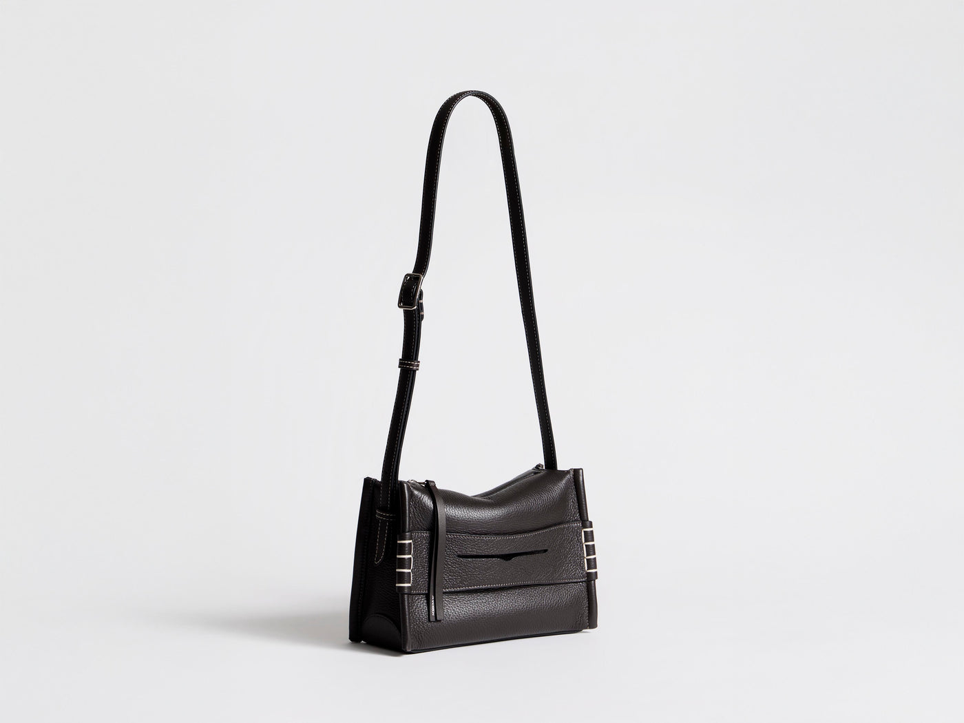 CL_SMALL MESSENGER LOAFER BAG