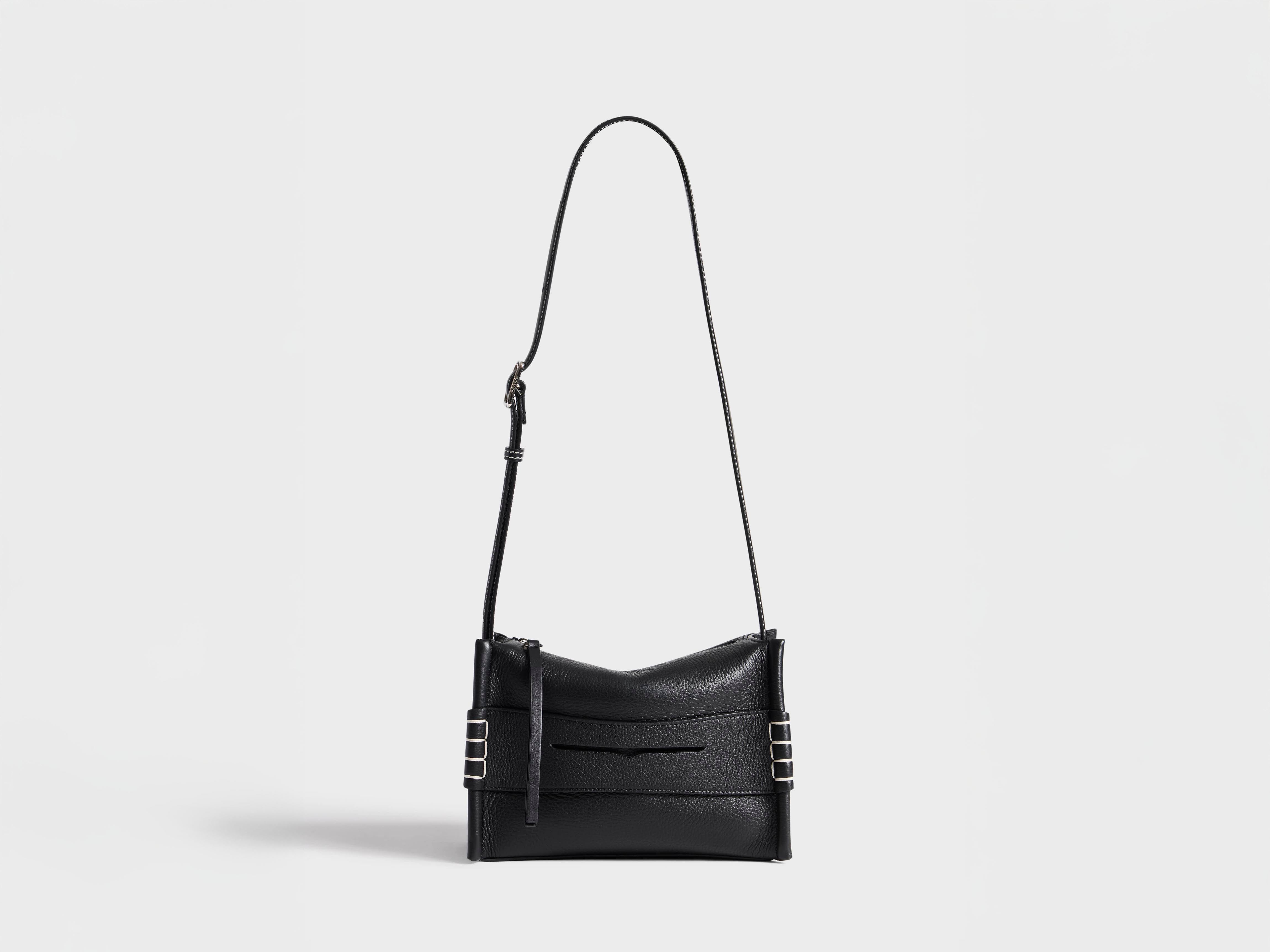 Designer Shoulder Bags Collection for Women and Men | JW Anderson JP