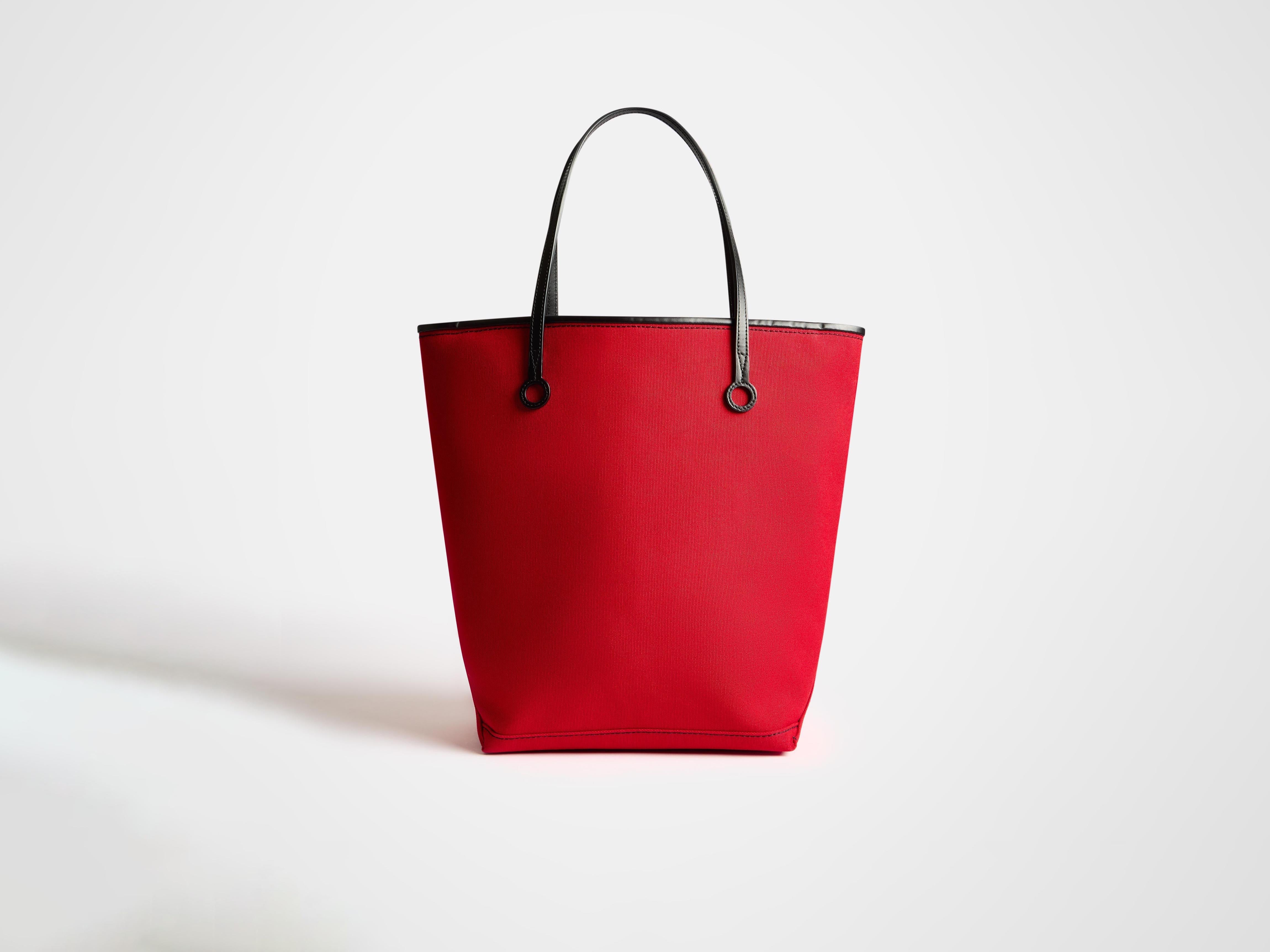 LARGE ANCHOR CANVAS & LEATHER TOTE IN RED in RED/BLACK