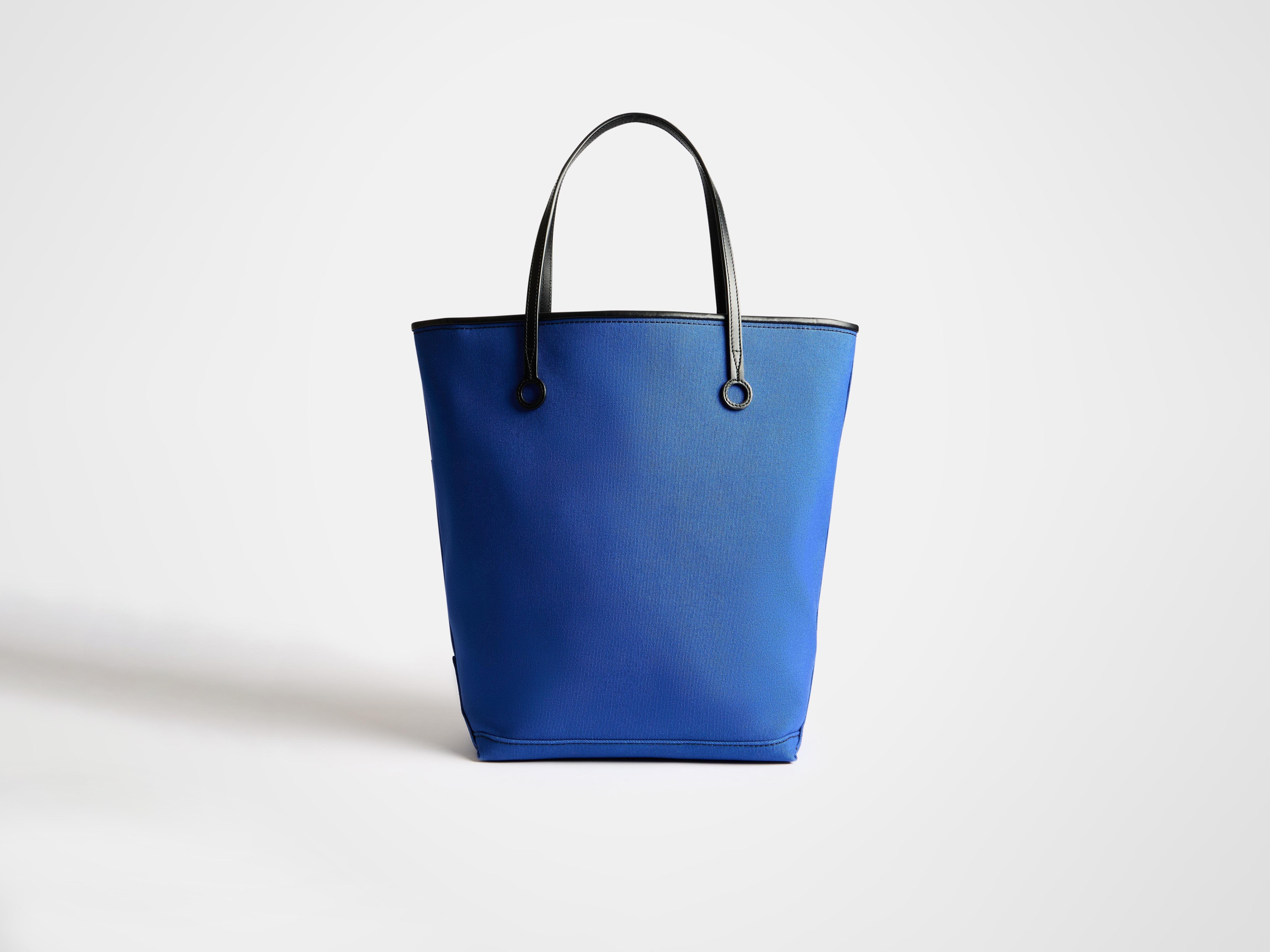 【関税込み】JW Anderson ブルー トール Anchor トートバッグ LARGE ANCHOR CANVAS & LEATHER TOTE IN BLUE in BLUE/BLACK