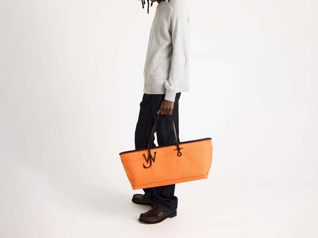 stretch anchor tote orange brown Model Detail 1