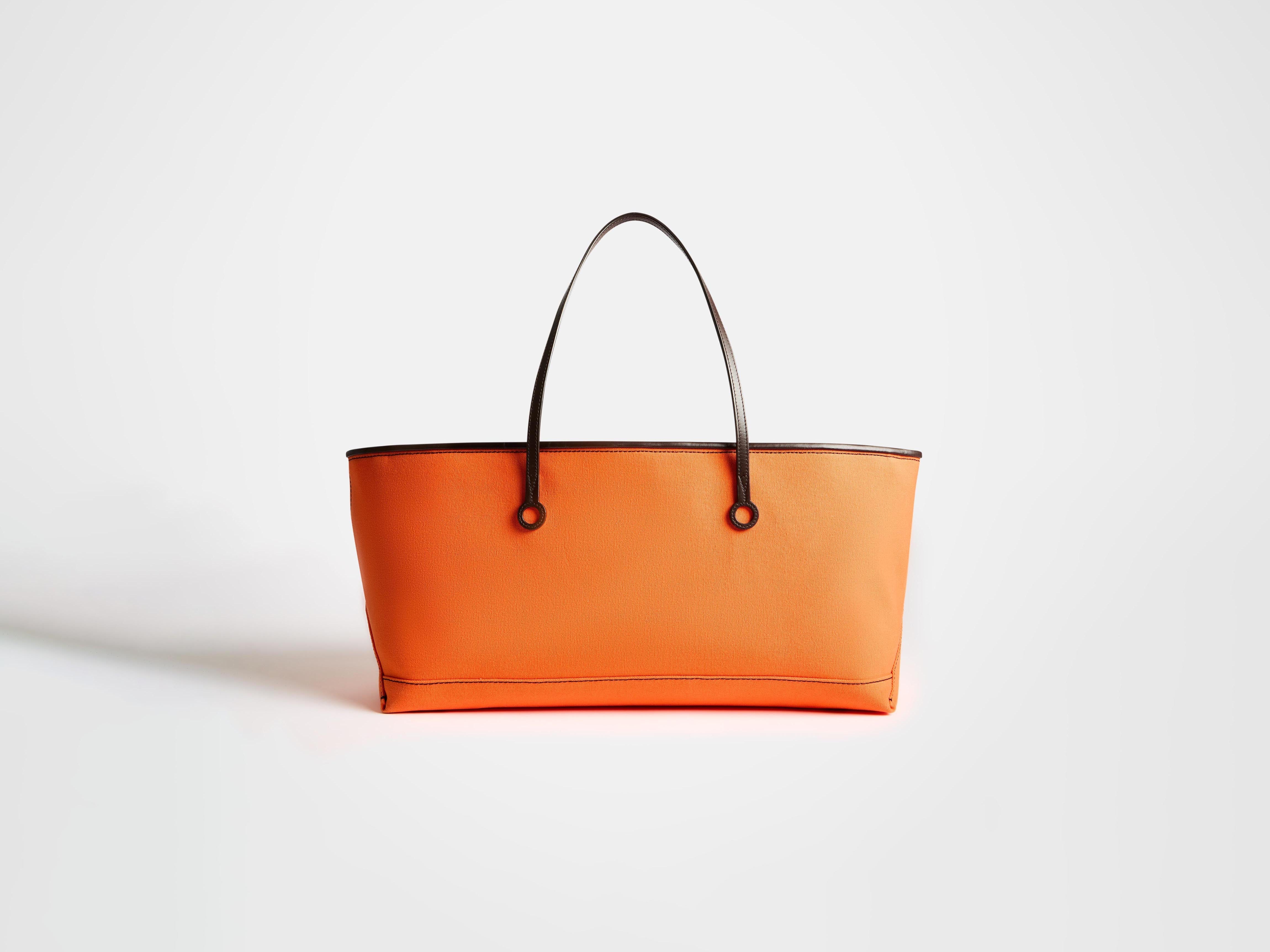 STRETCH ANCHOR CANVAS & LEATHER TOTE IN ORANGE in ORANGE