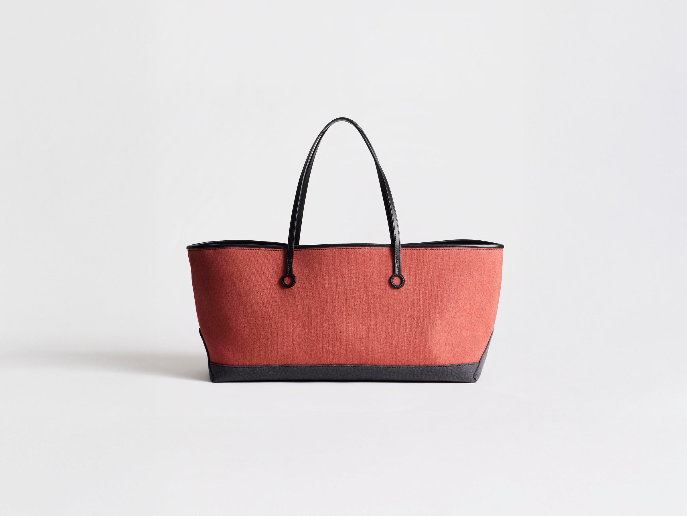 STRETCH ANCHOR CANVAS & LEATHER TOTE IN RUST & MULTI