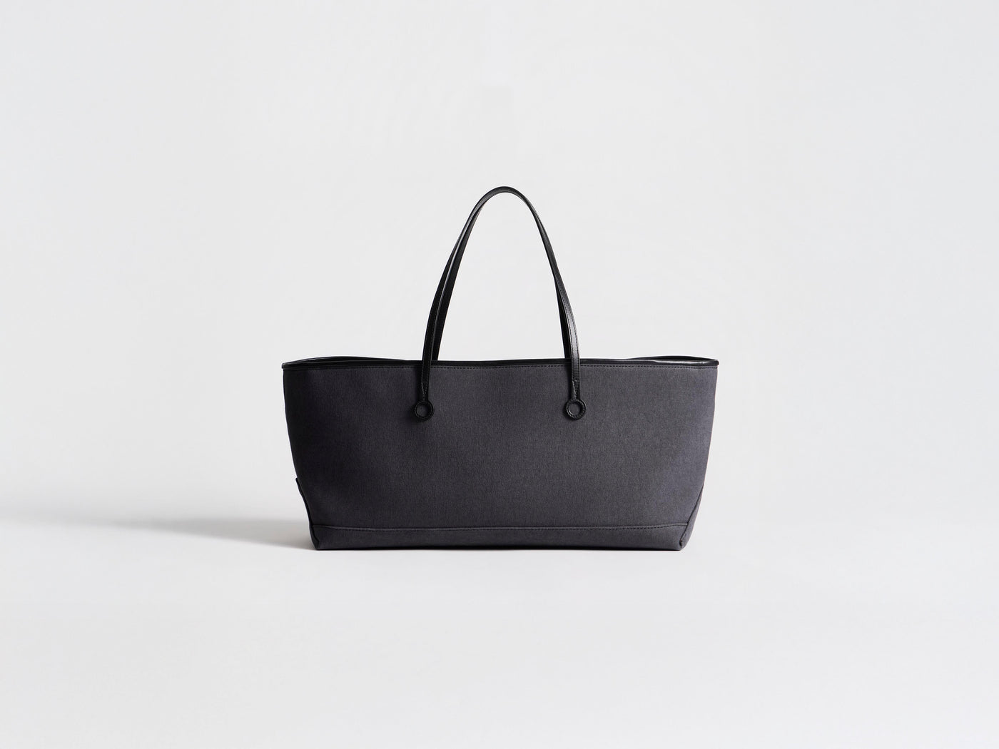 STRETCH ANCHOR CANVAS & LEATHER TOTE IN NAVY