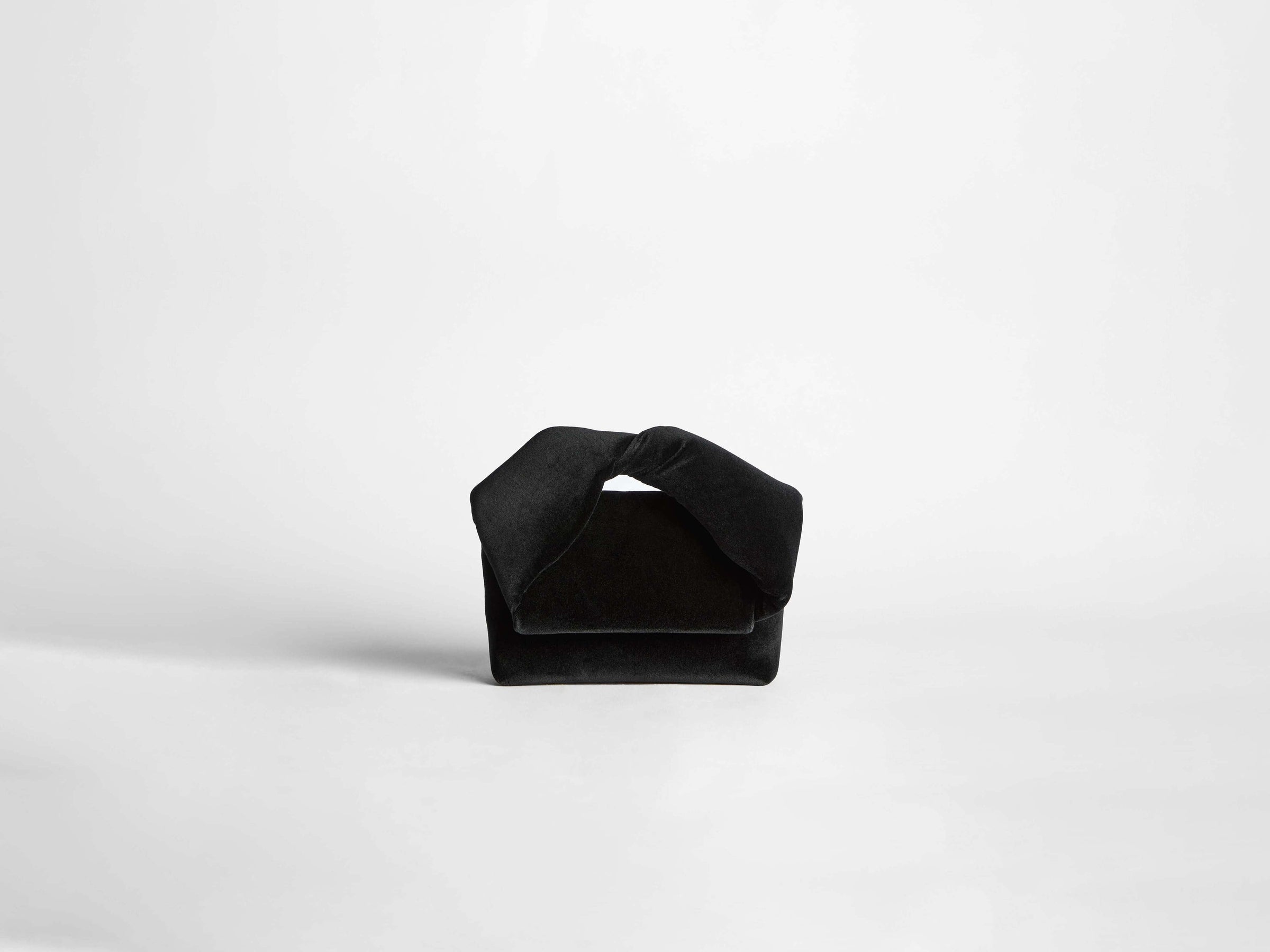 small twister bag black 2 Product Front 4