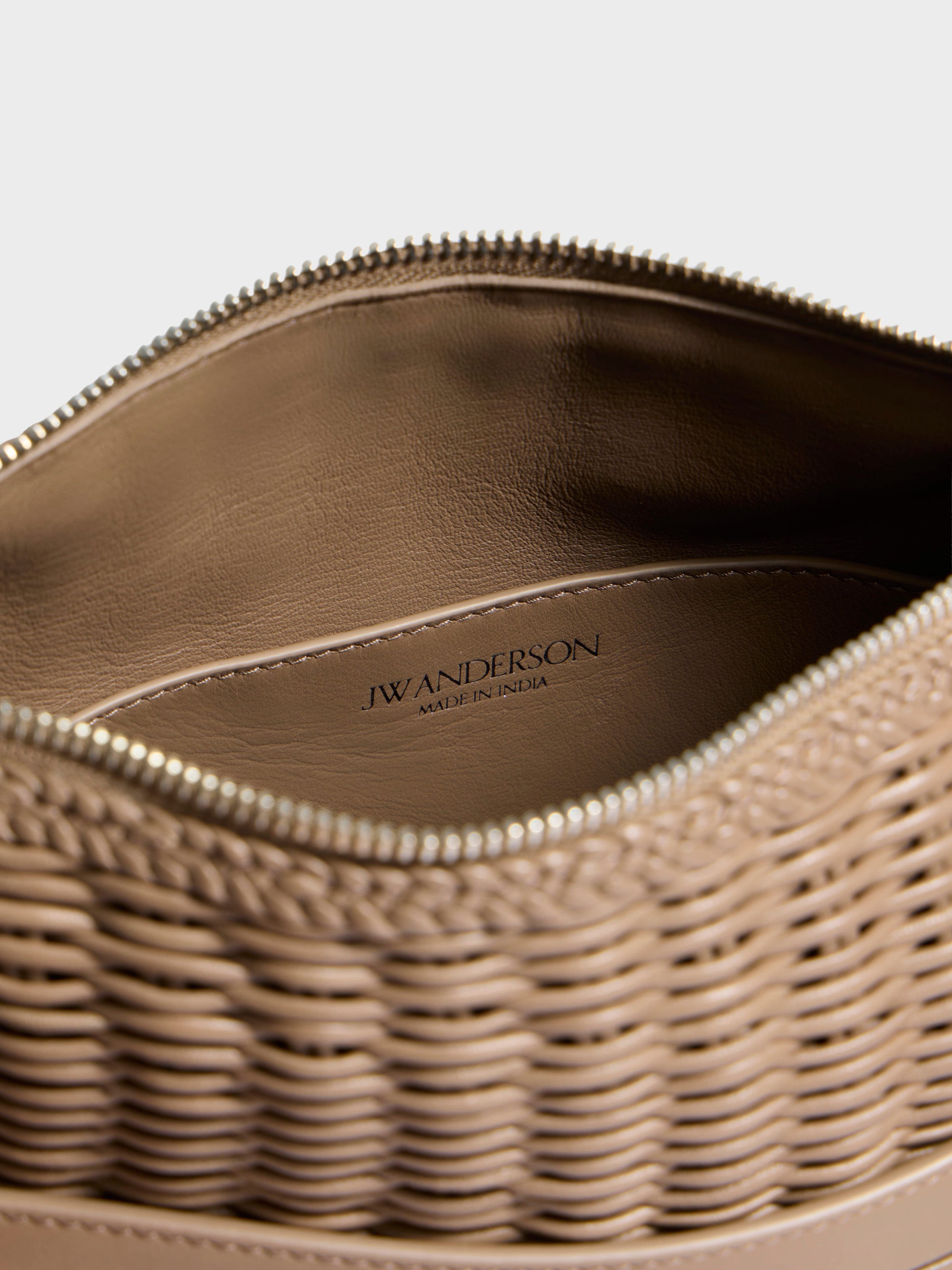 LOAFER BAG IN TAUPE WOVEN LEATHER