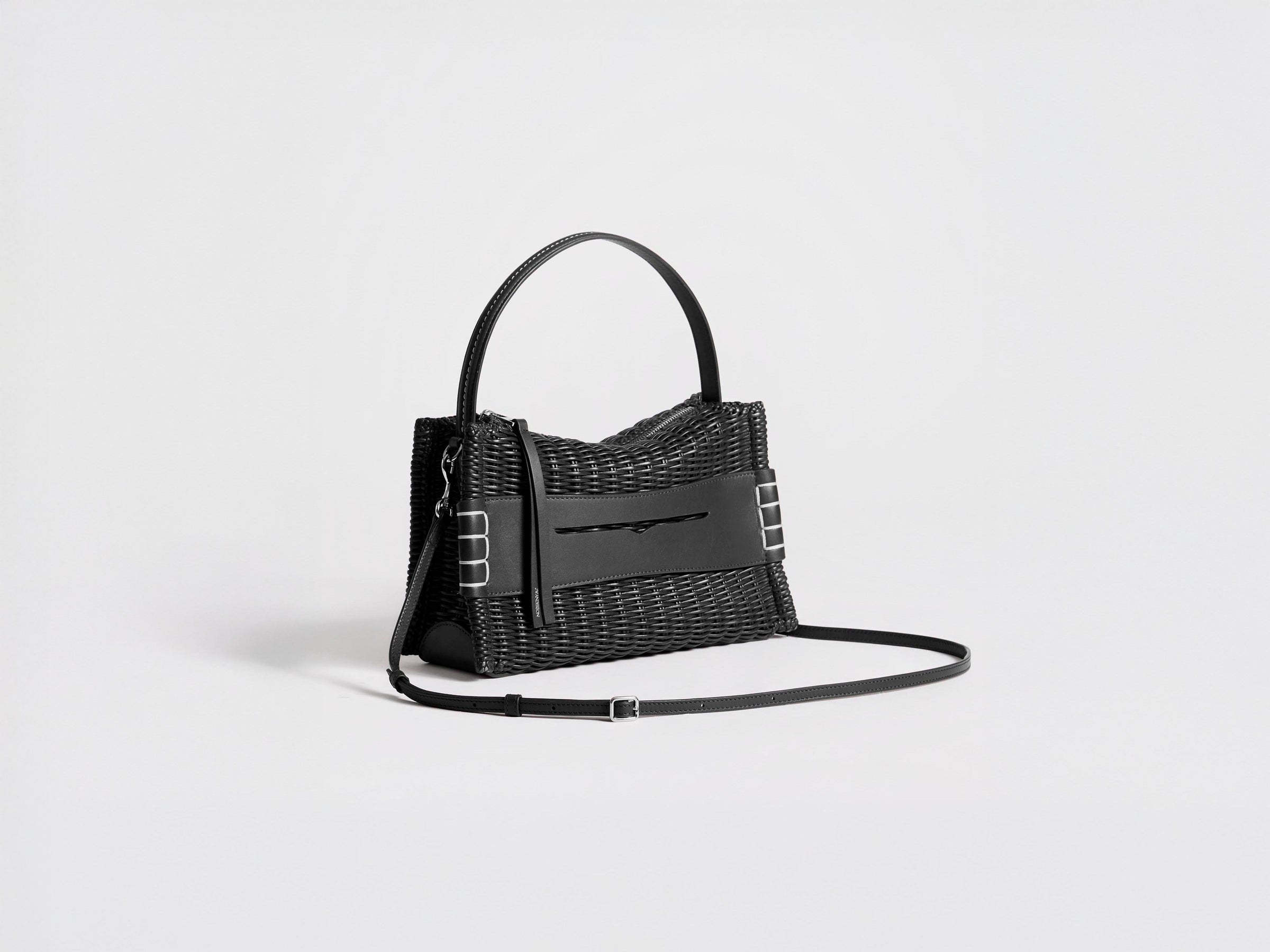LOAFER BAG IN BLACK WOVEN LEATHER