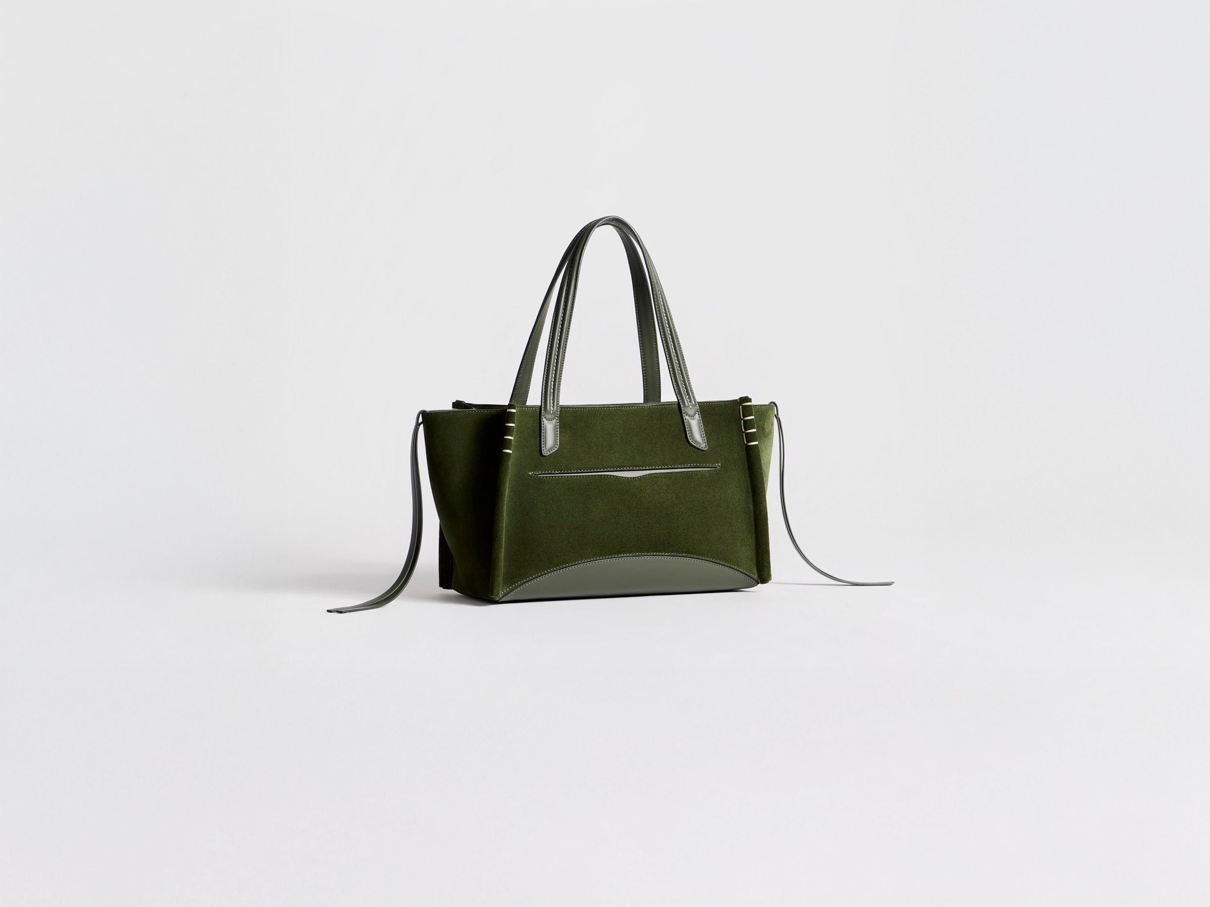 ELONGATED LOAFER CABAS BAG IN KHAKI SUEDE