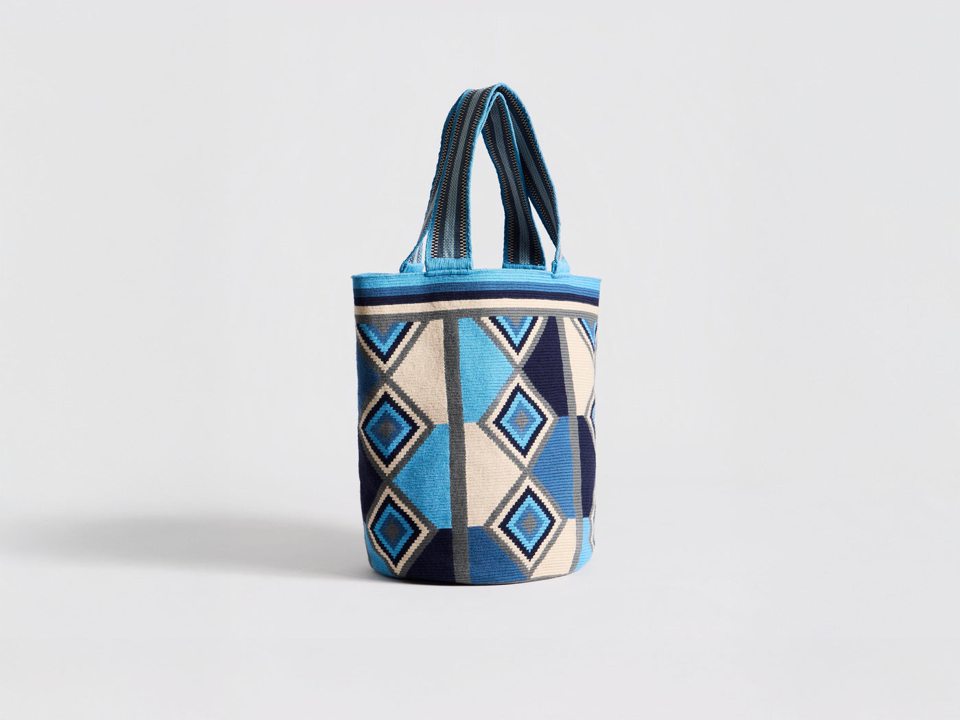 LA MOCHIA WAYUU MOCHILA IN BLUE & MULTI