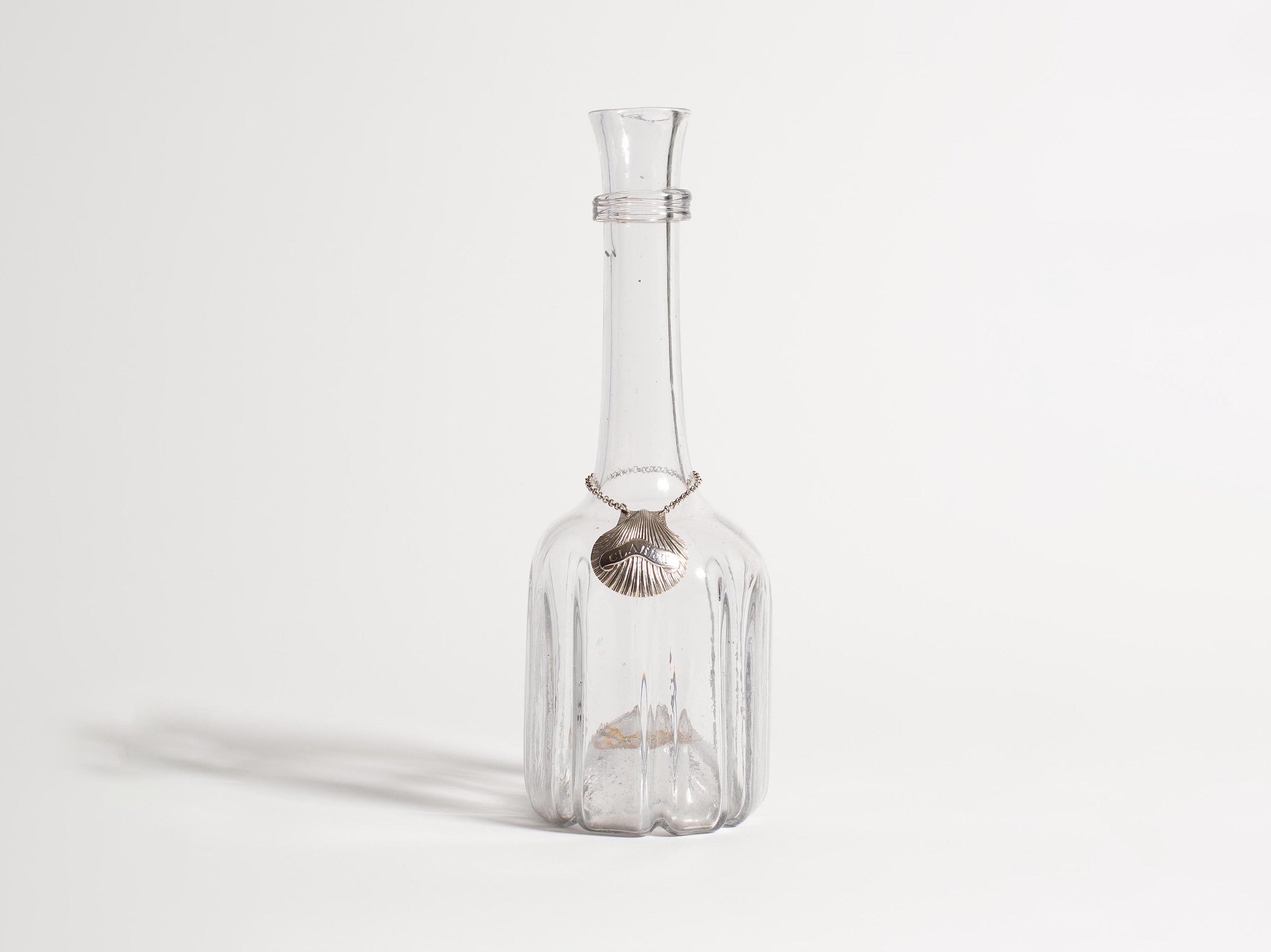 GEORGE III SILVER SHELL WINE LABEL [CLARET] IN SILVER