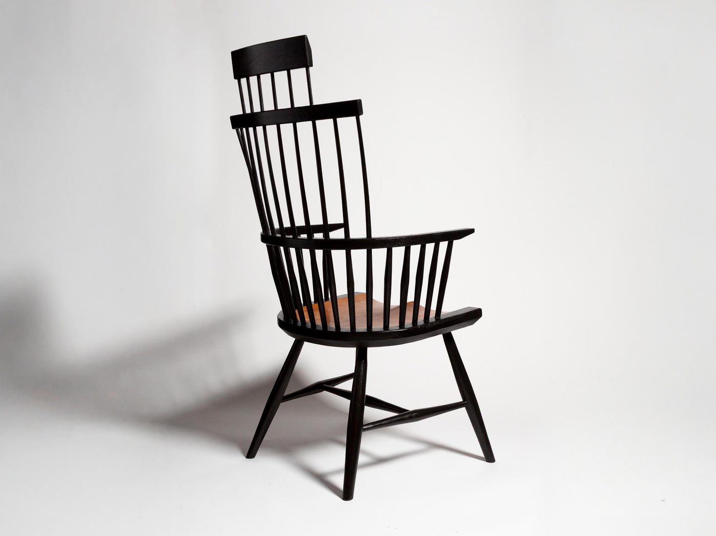 wedding cake armchair black Product Angle 4