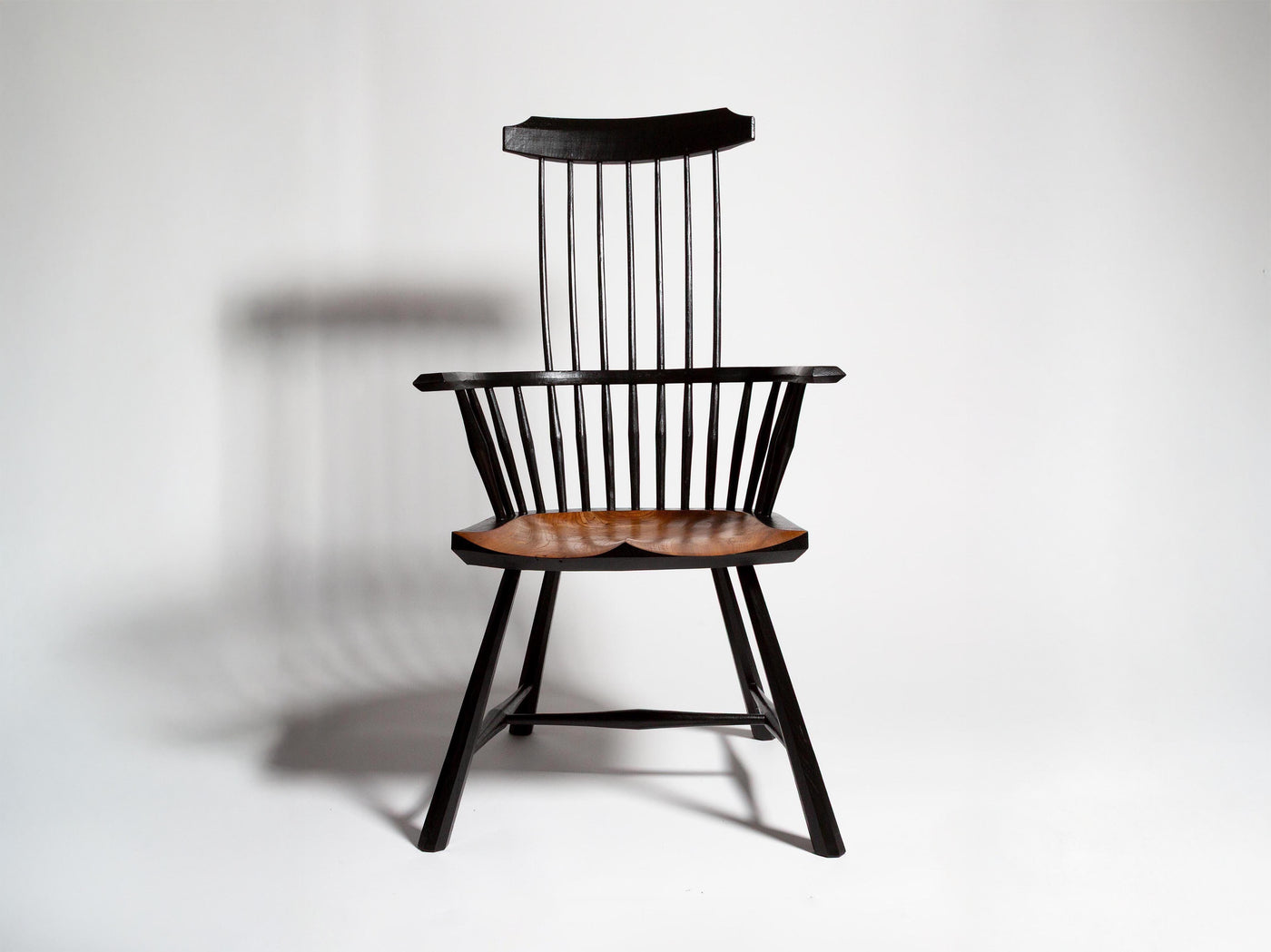 morris armchair black Product Front 1