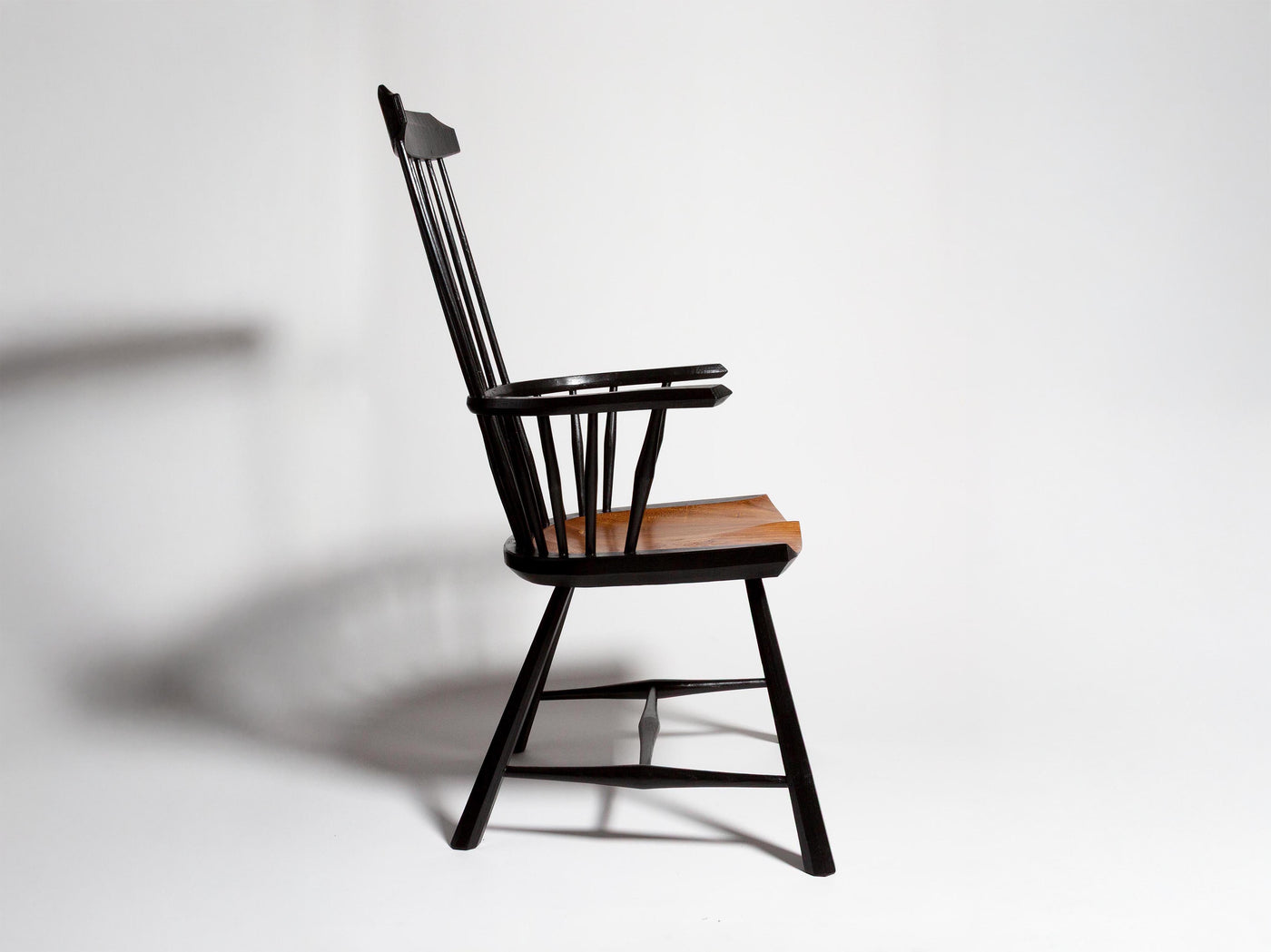 morris armchair black Product Side 4