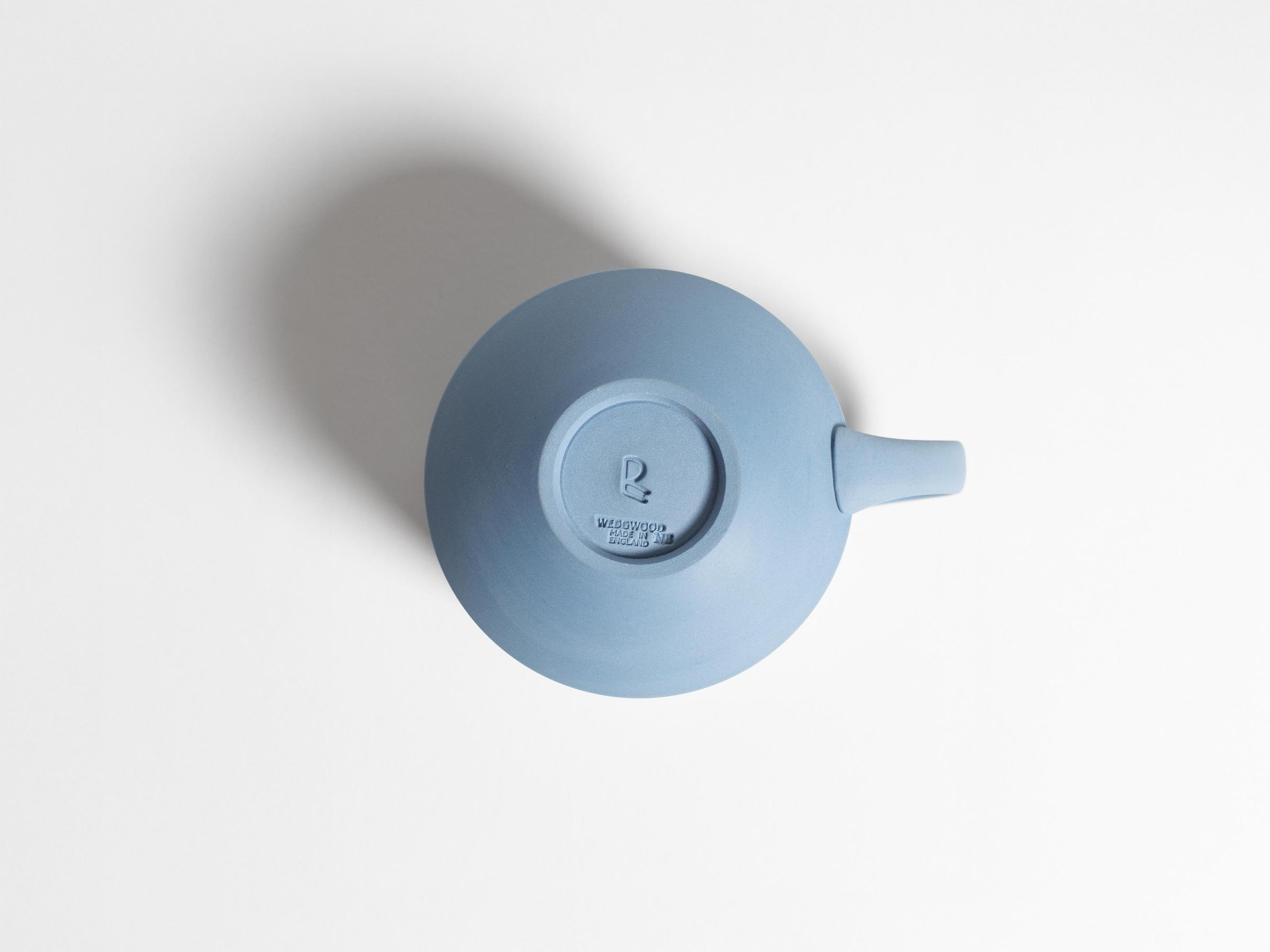 tea cup saucer light blue Product Front 3