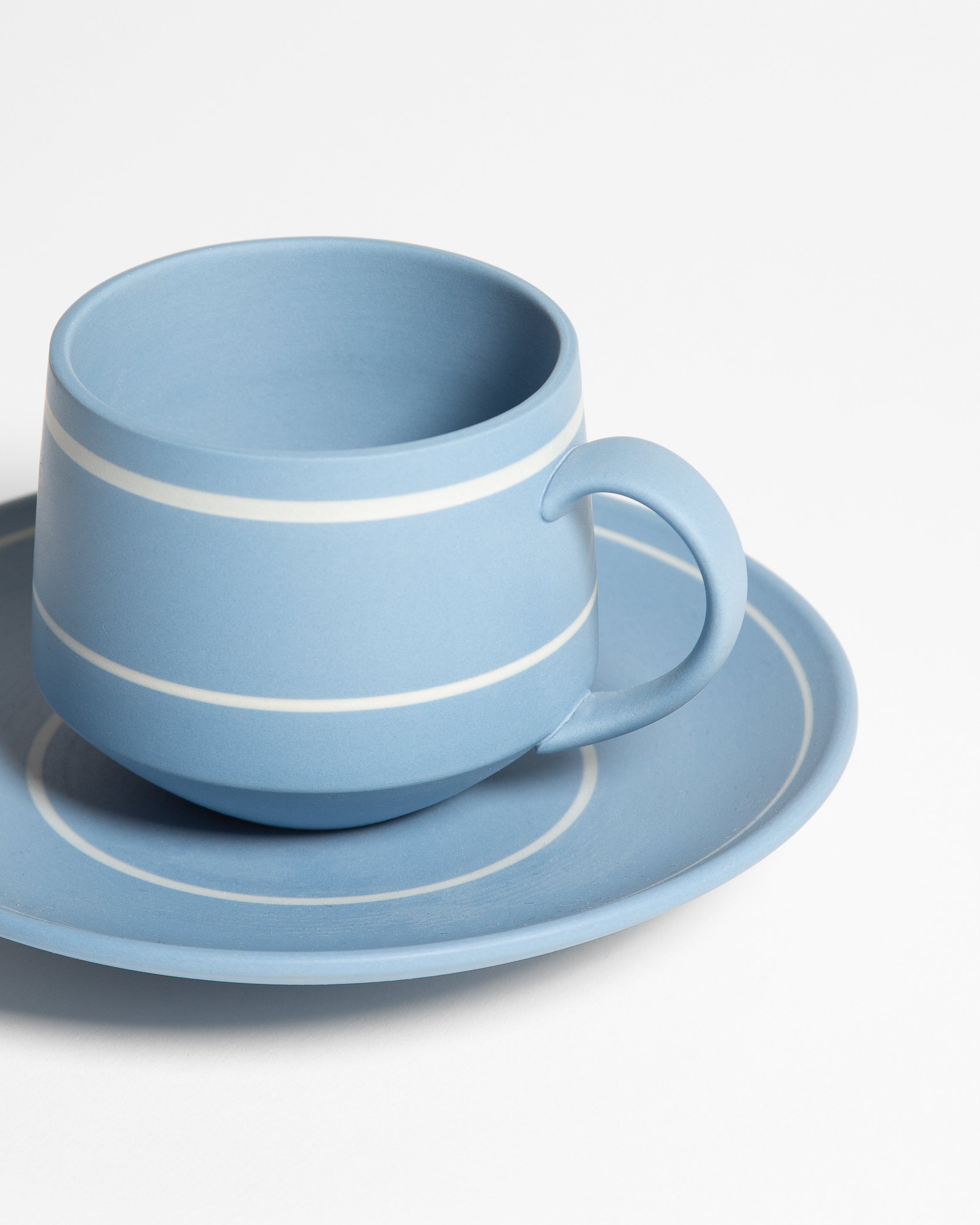 tea cup saucer light blue Product Top Down 6