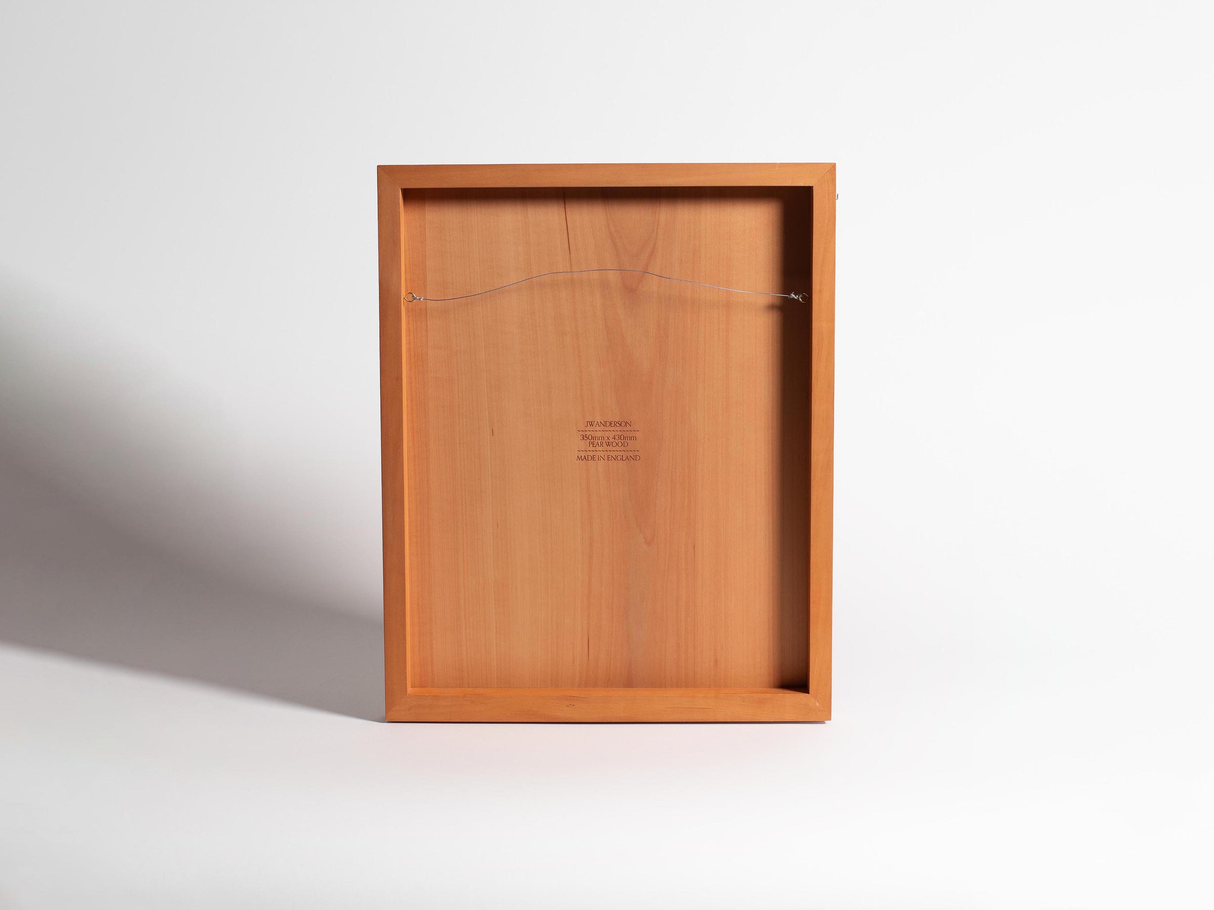 BIG PORTRAIT PEAR WOOD FRAME IN NATURAL BROWN