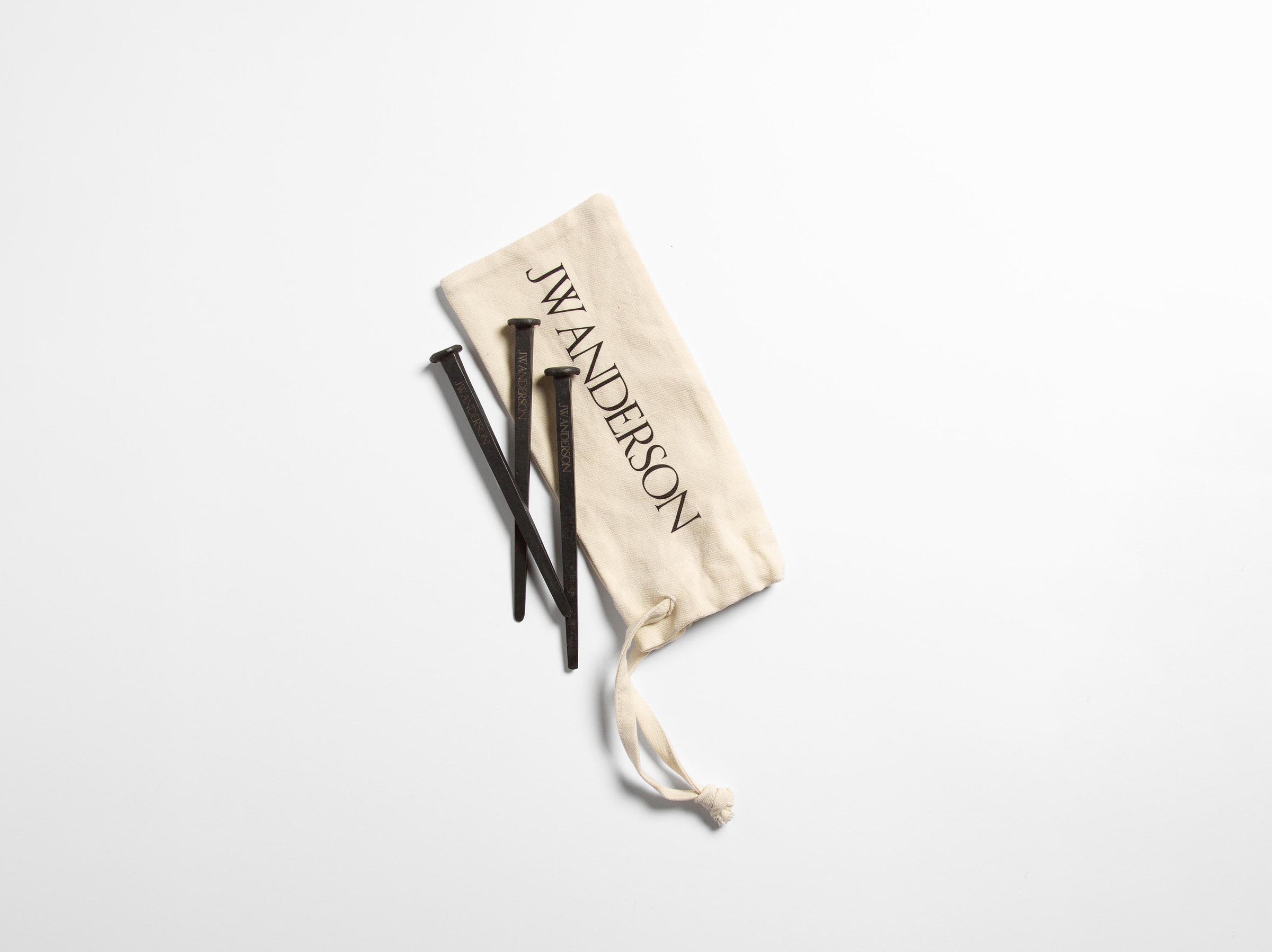 SET OF ROSEHEAD TRADITIONAL STEEL NAILS IN BLACK