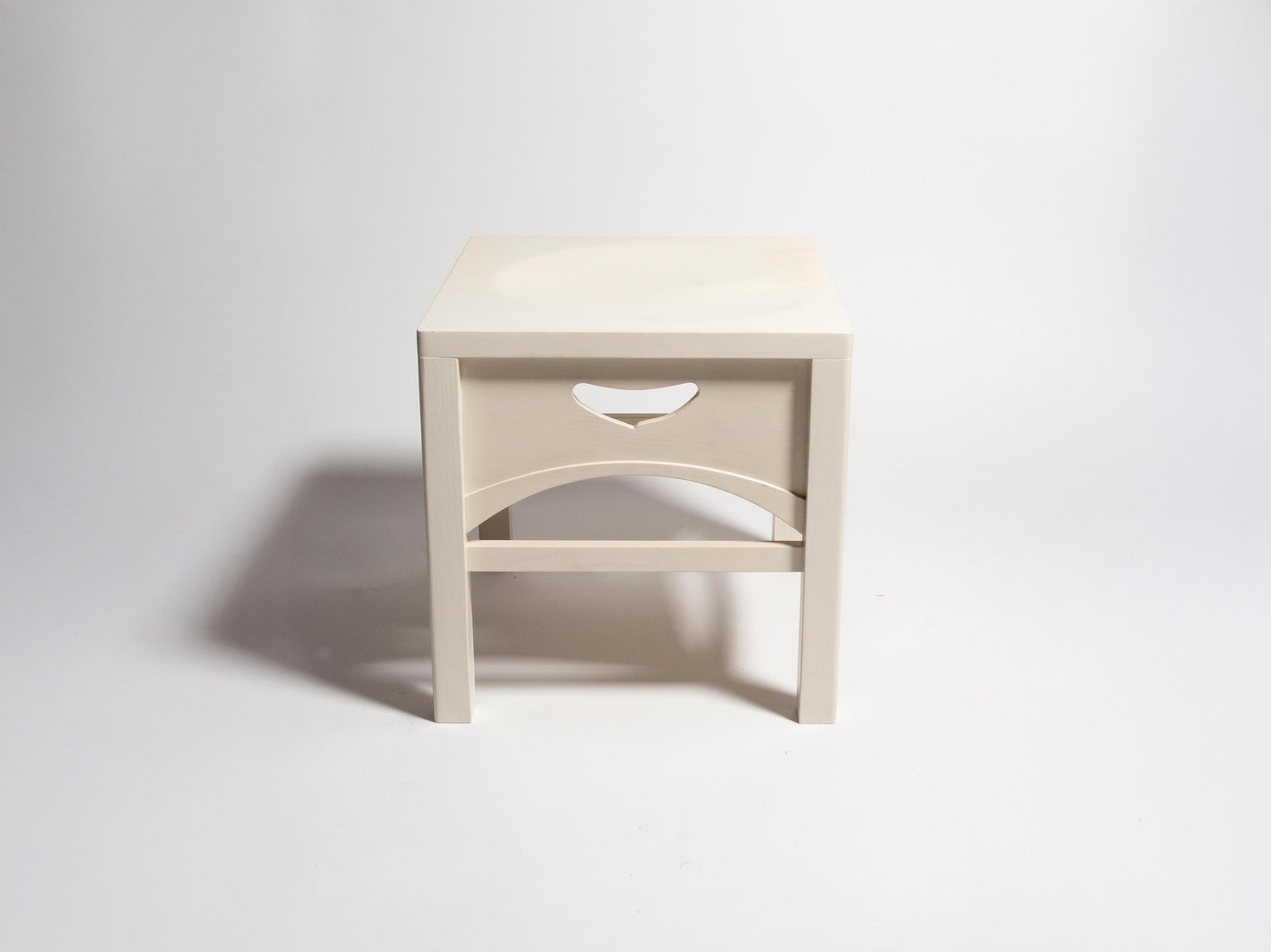 MACKINTOSH STOOL IN WHITE