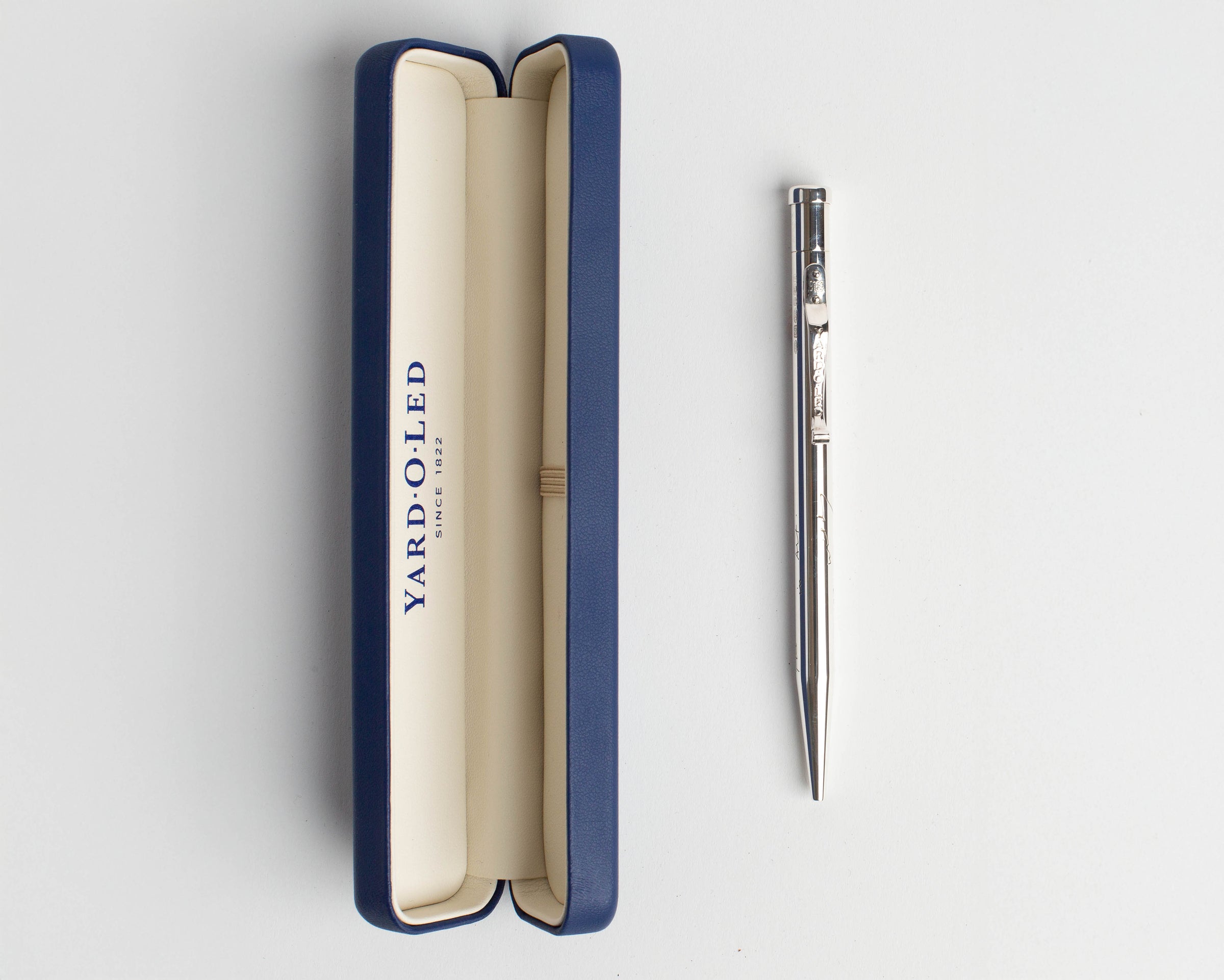 BALLPOINT PEN IN STERLING SILVER
