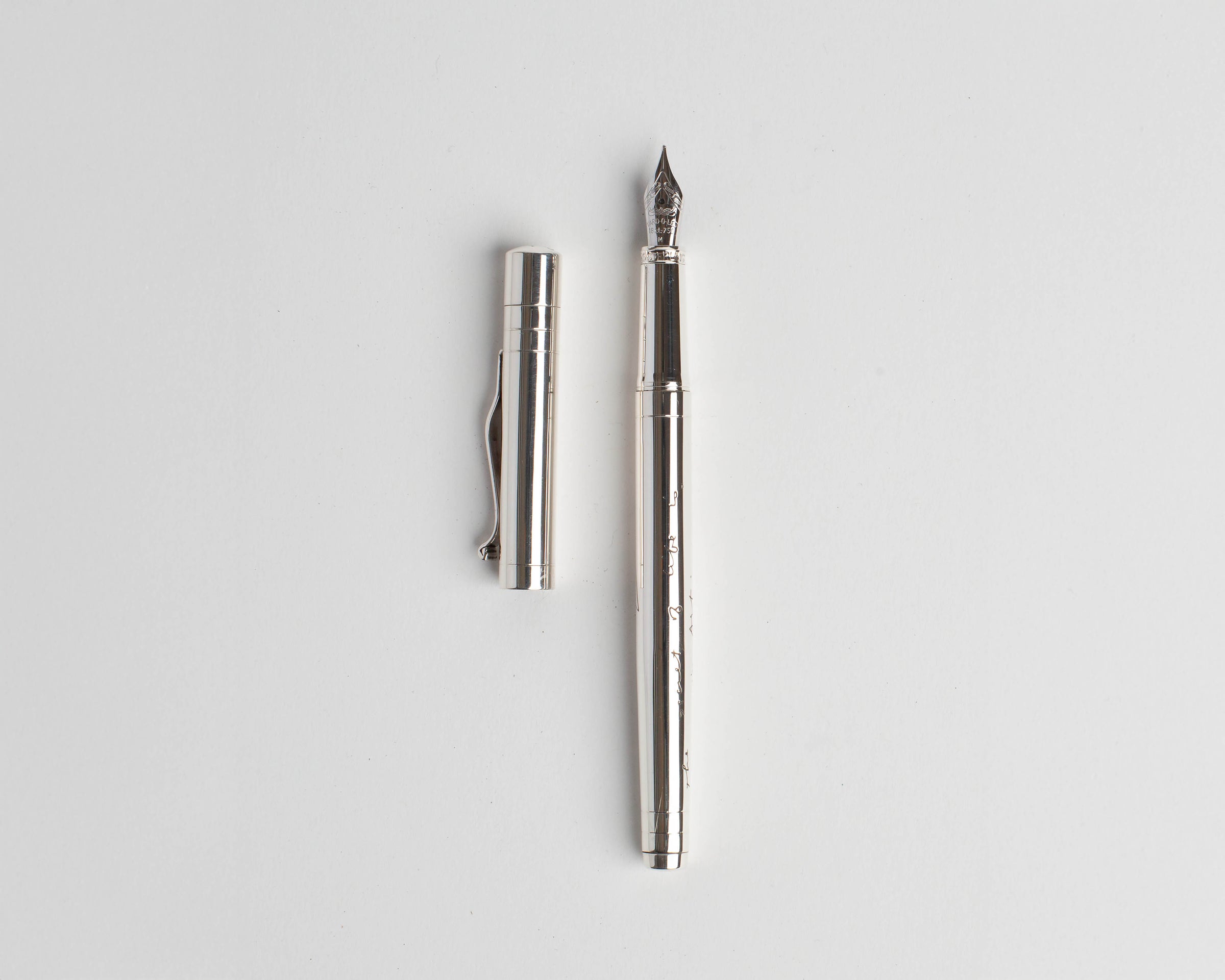 FOUNTAIN PEN IN STERLING SILVER