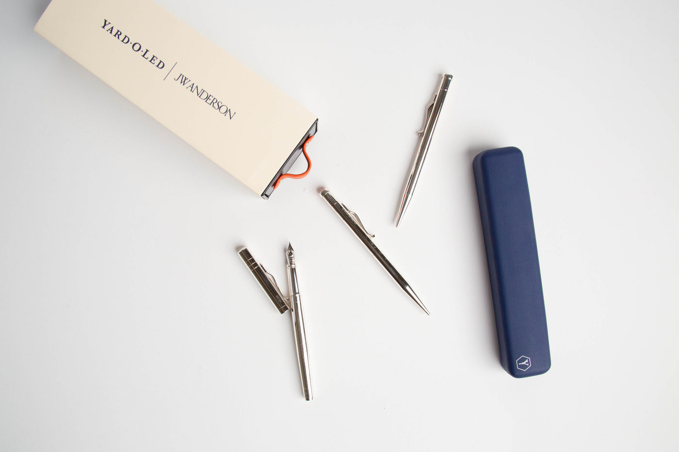 FOUNTAIN PEN IN STERLING SILVER