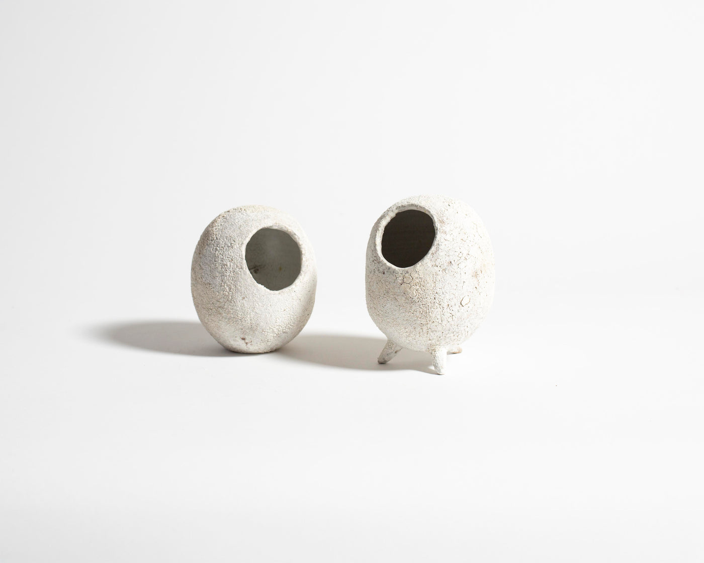 Akiko Hirai Footed Laughing Cocoon Sugar Jar in White