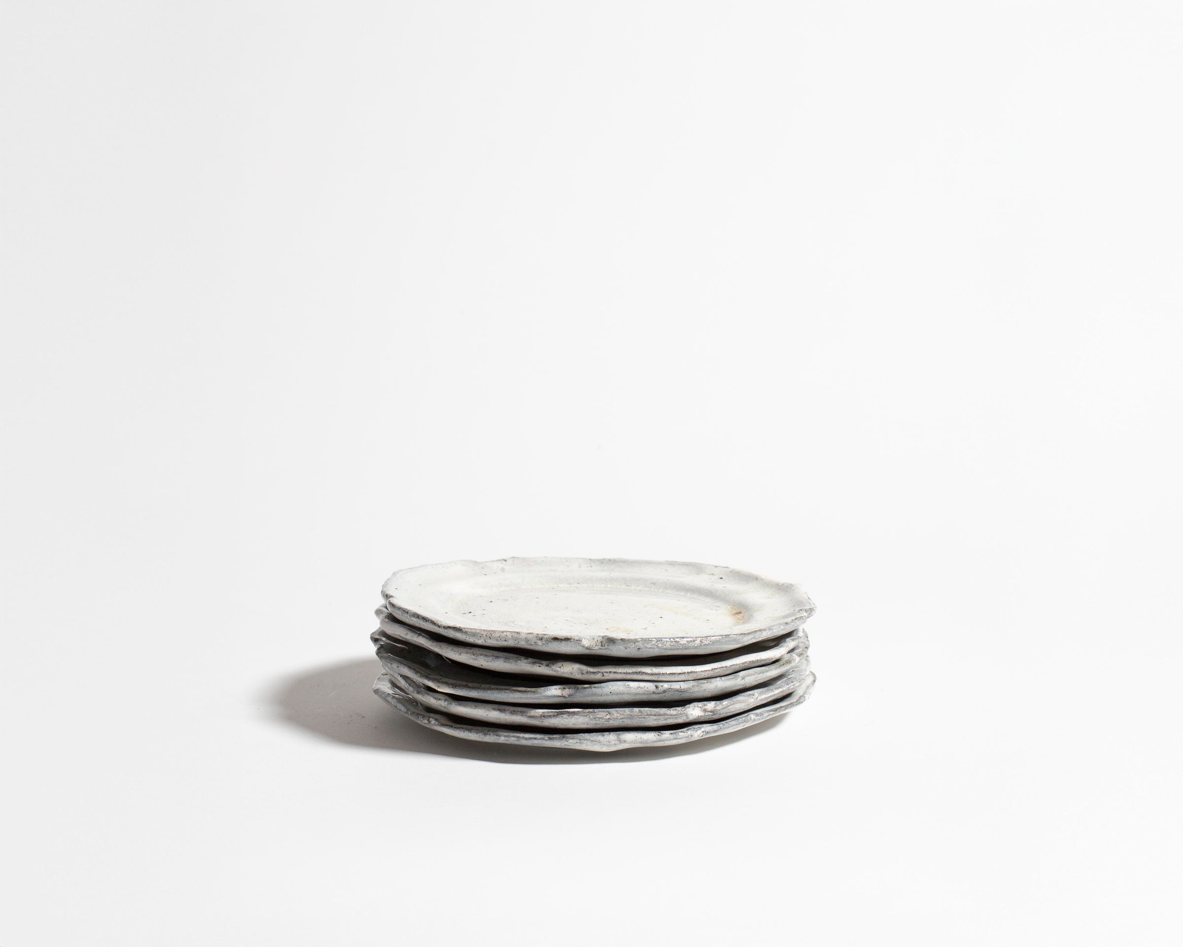 Akiko Hirai Small Round French Style Plates in White/Multi