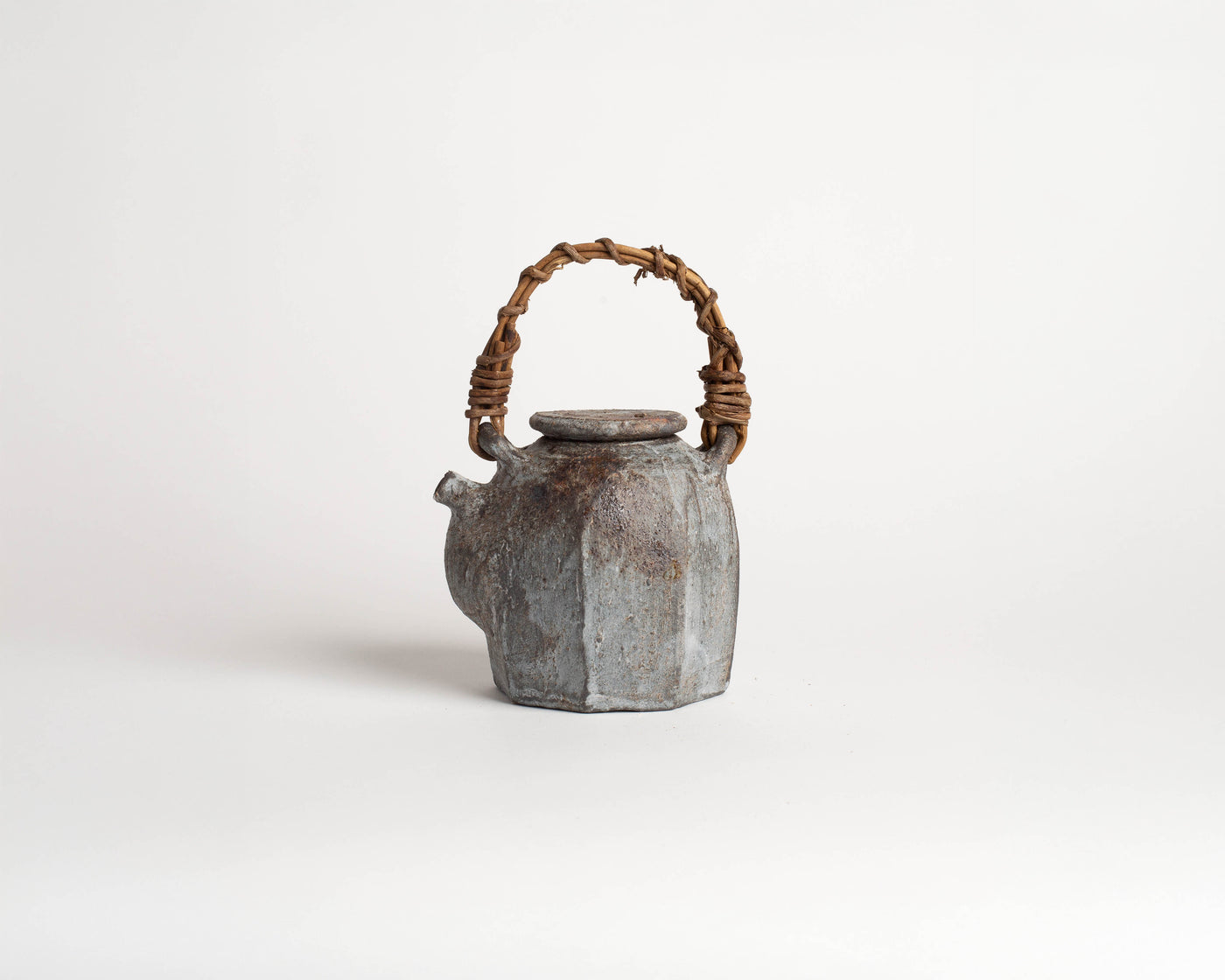 Akiko Hirai Kohiki Teapot in Charcoal Melange