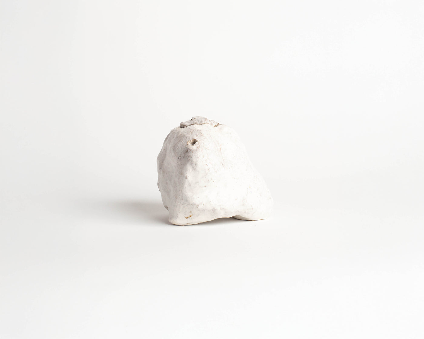 Akiko Hirai Large Rock Teapot in White
