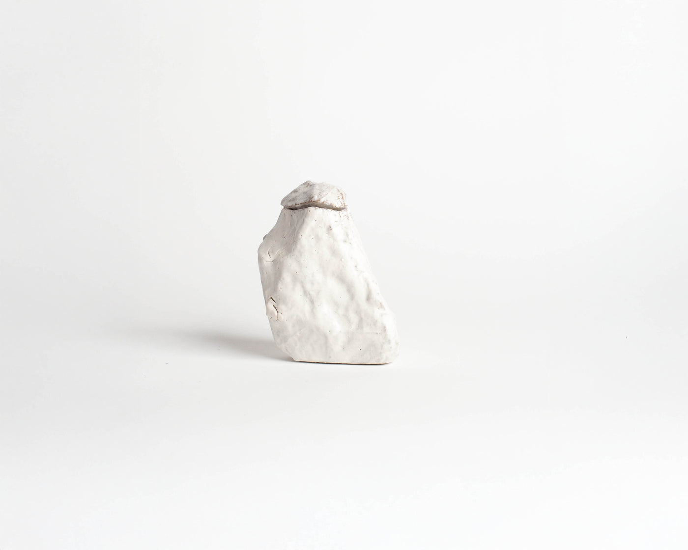 Akiko Hirai Small Rock Teapot in White
