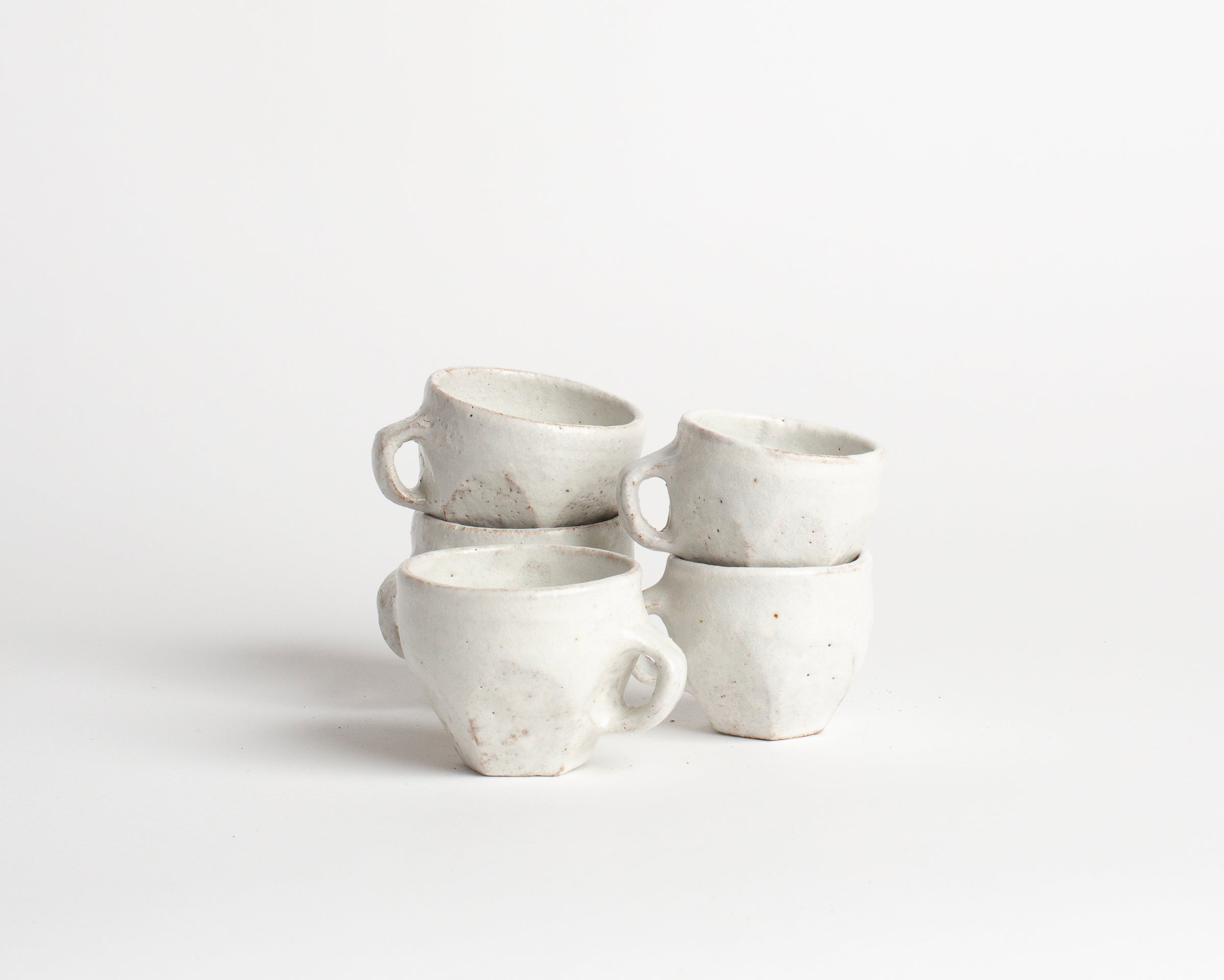 STONEWARE DOUBLE ESPRESSO CUP IN FACETED WHITE