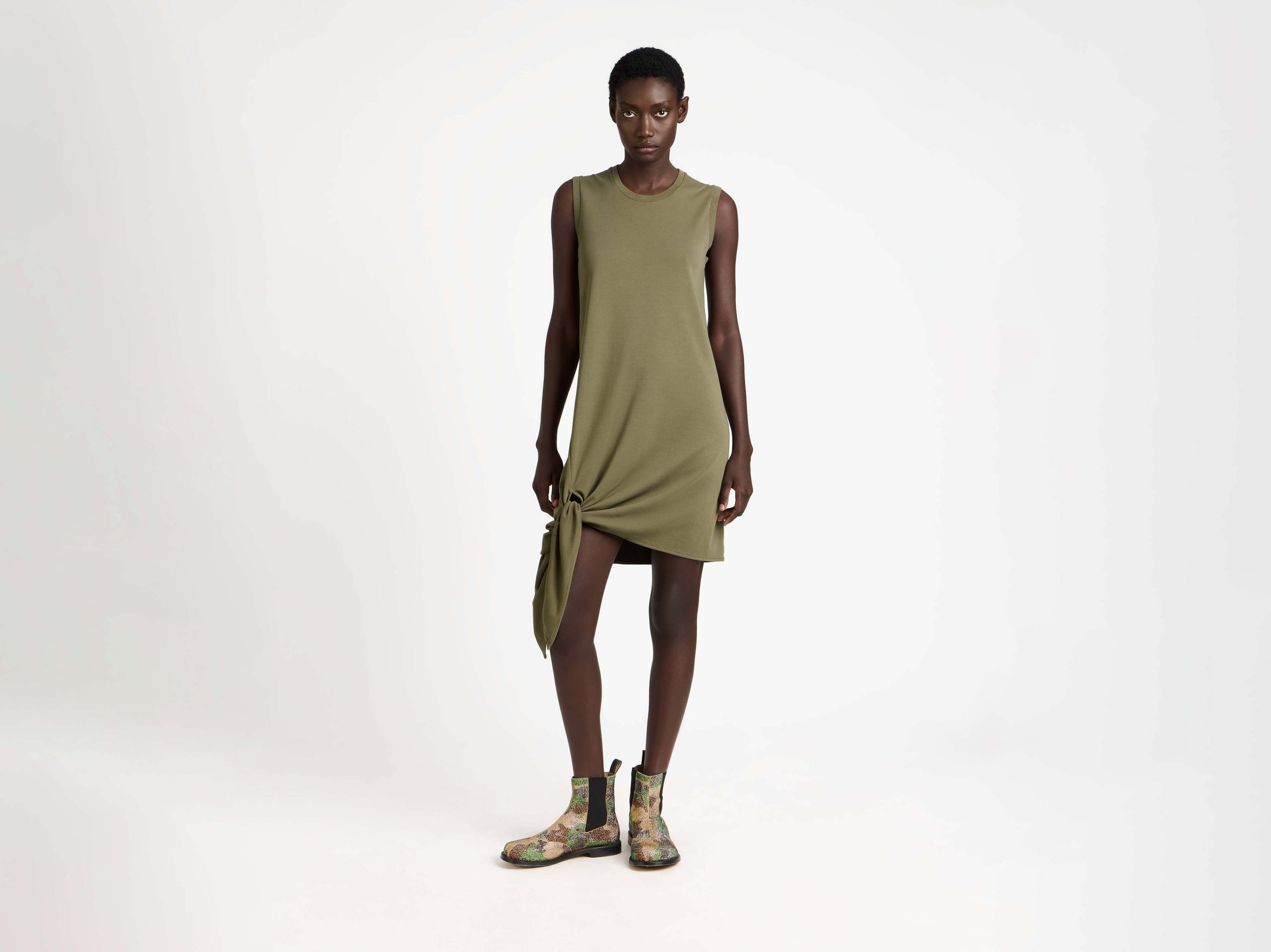 WOMENS HEM KNOT DRESS IN KHAKI
