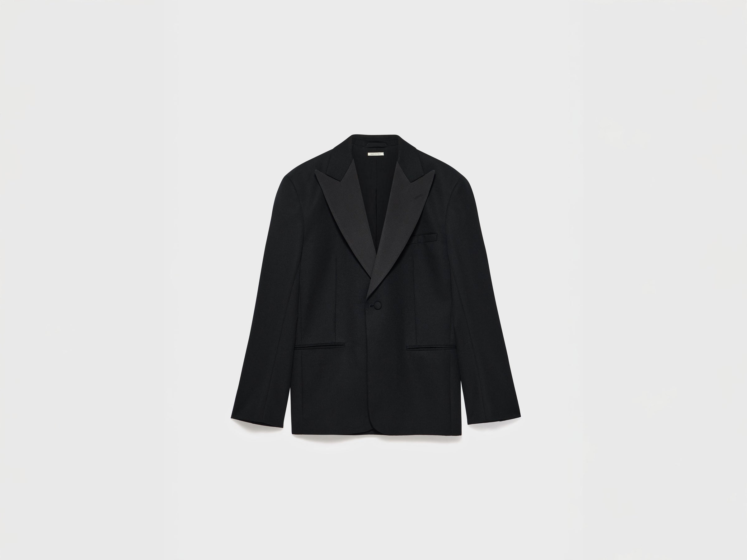 MENS FITTED TUXEDO JACKET IN BLACK